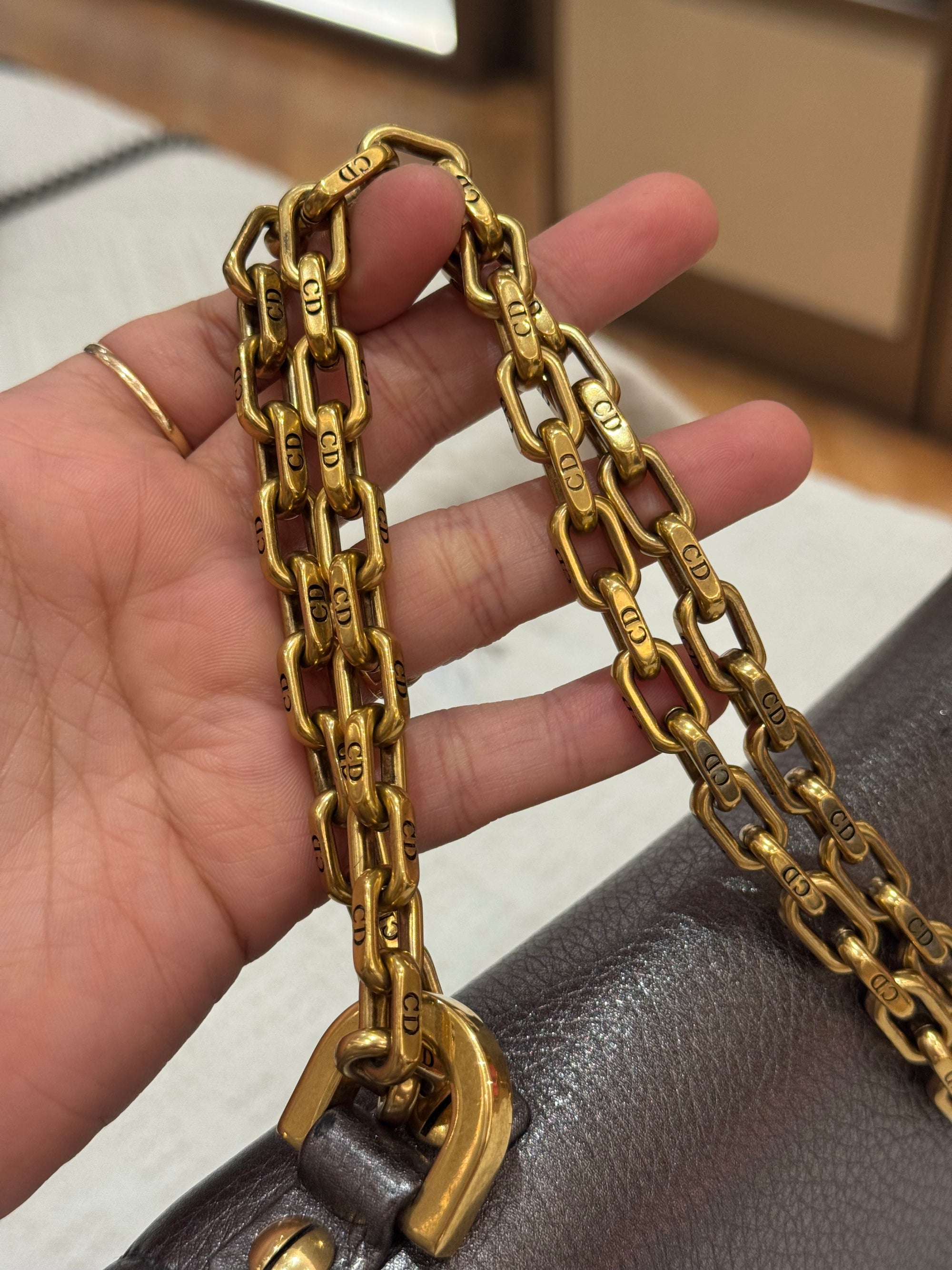 J'Adior Chain Flap Dark Grey Metalic