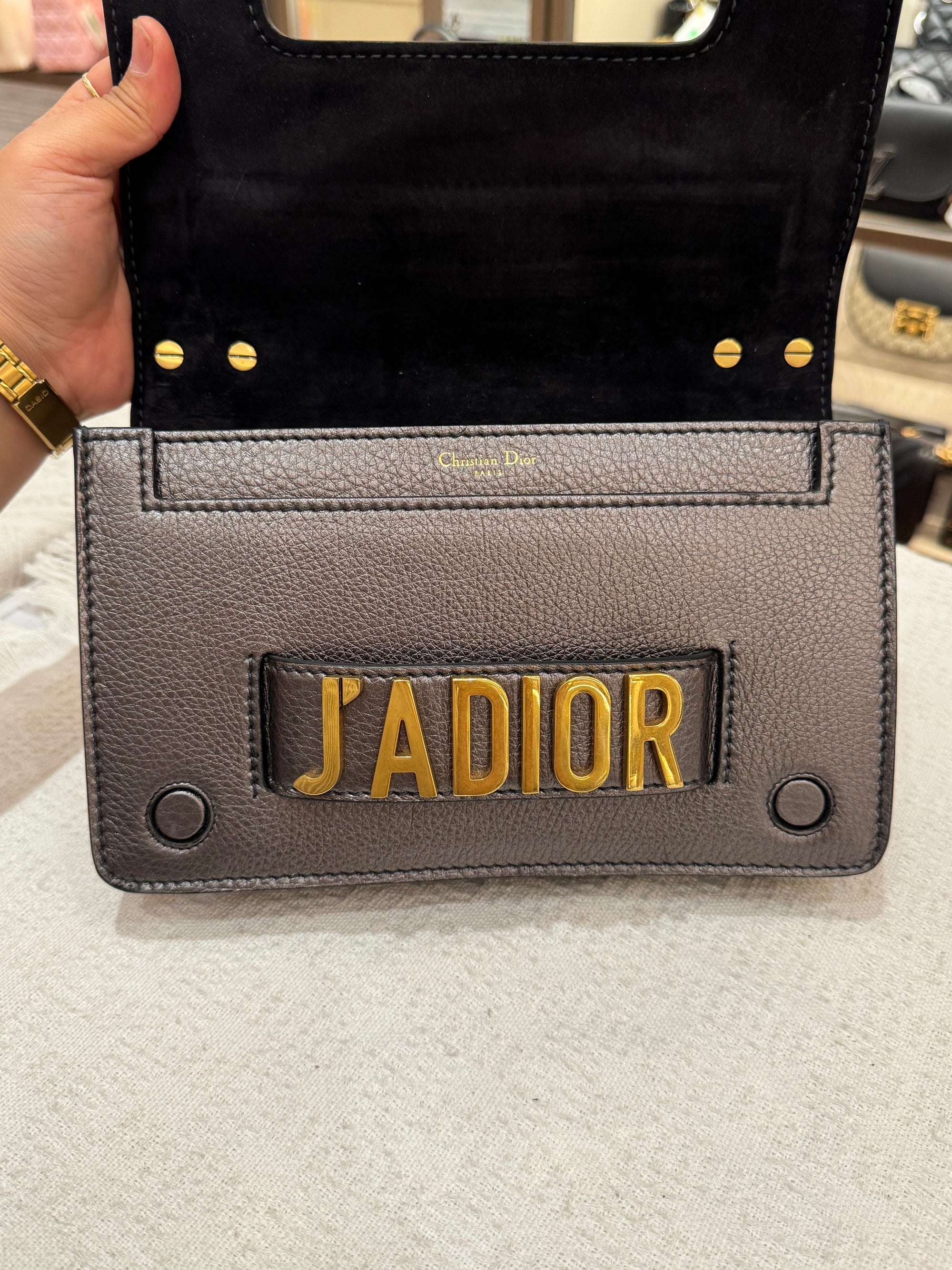 J'Adior Chain Flap Dark Grey Metalic