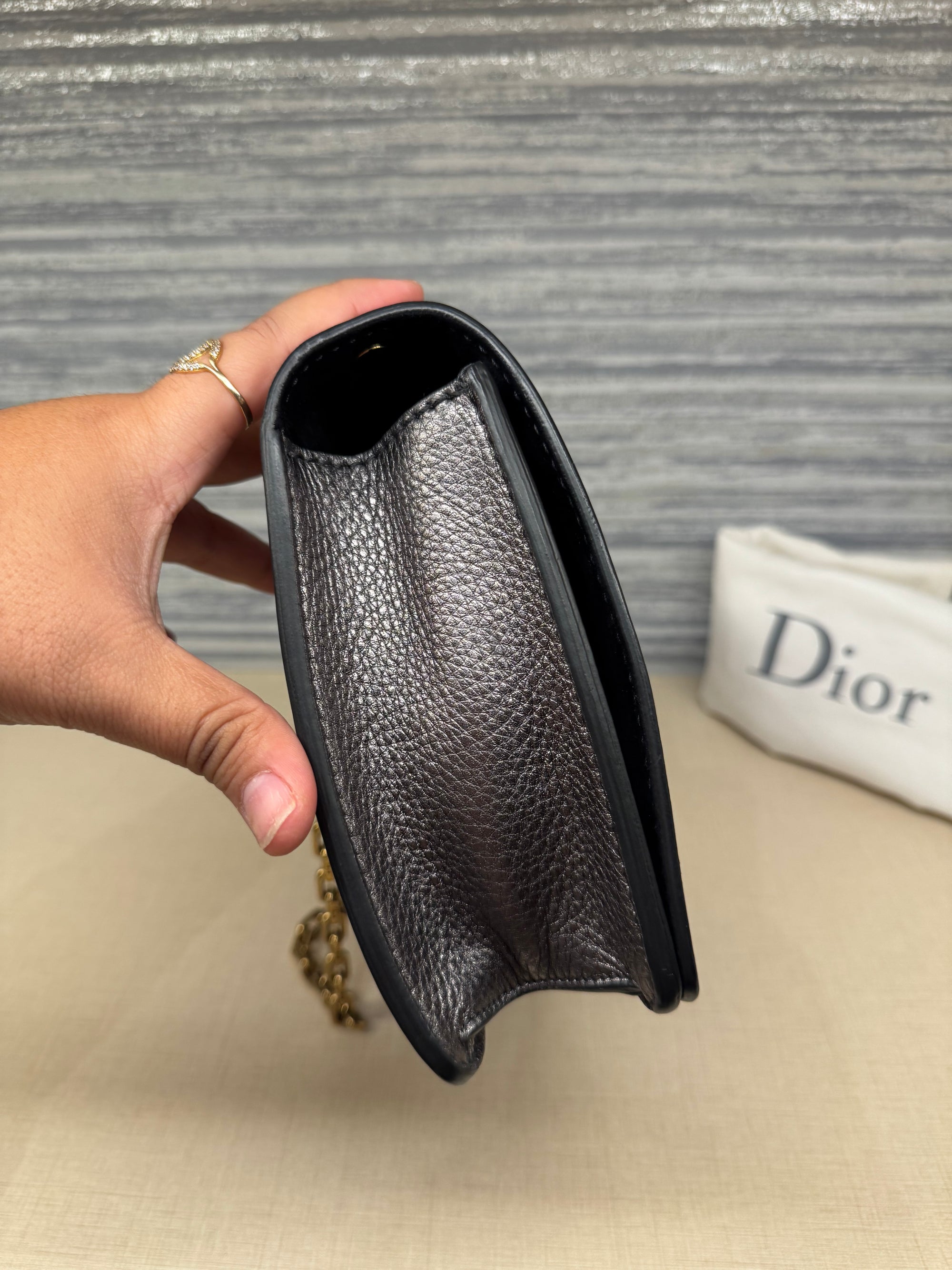 J'Adior Chain Flap Dark Grey Metalic