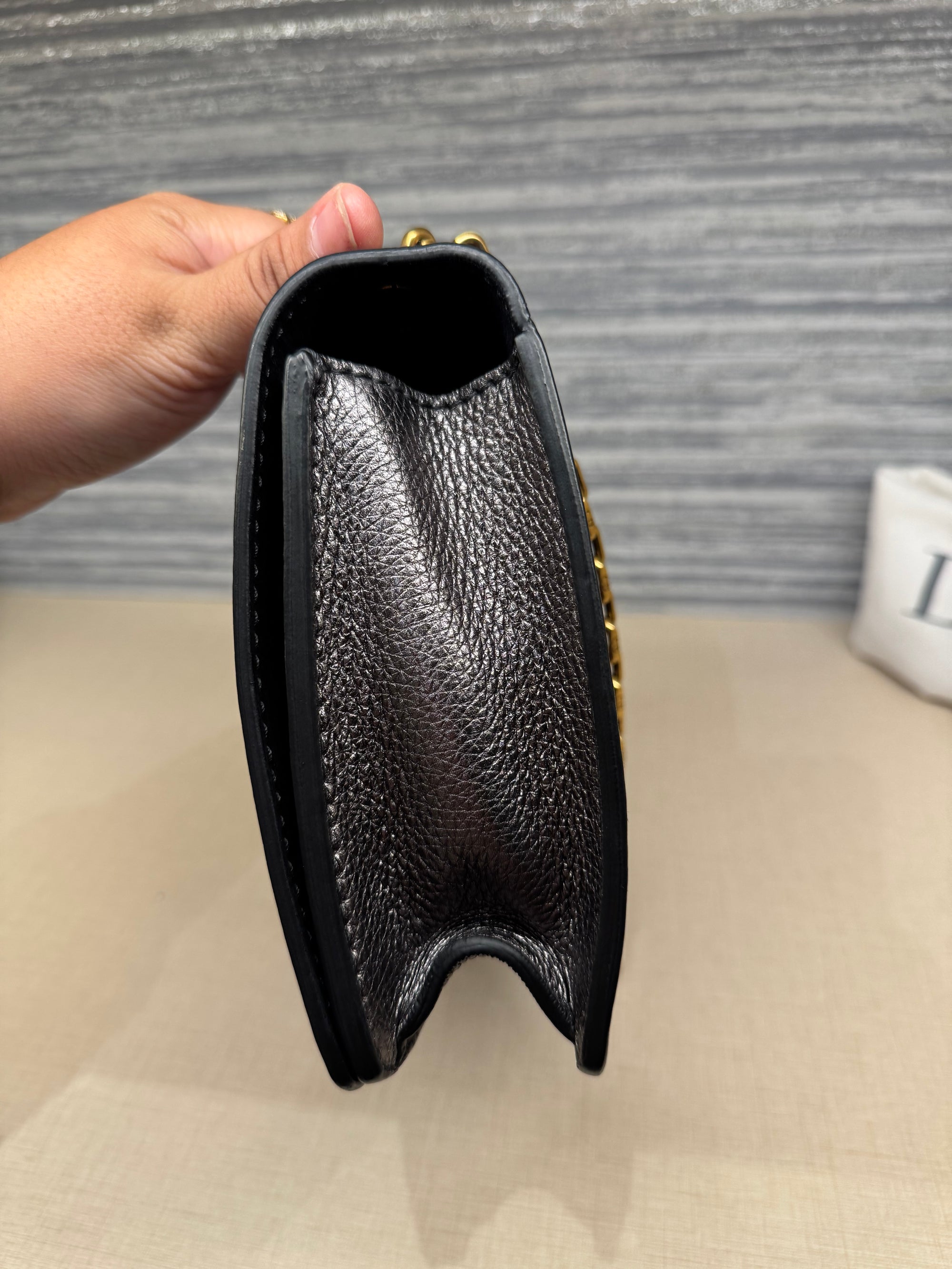 J'Adior Chain Flap Dark Grey Metalic