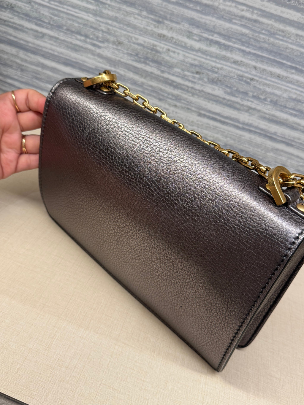 J'Adior Chain Flap Dark Grey Metalic