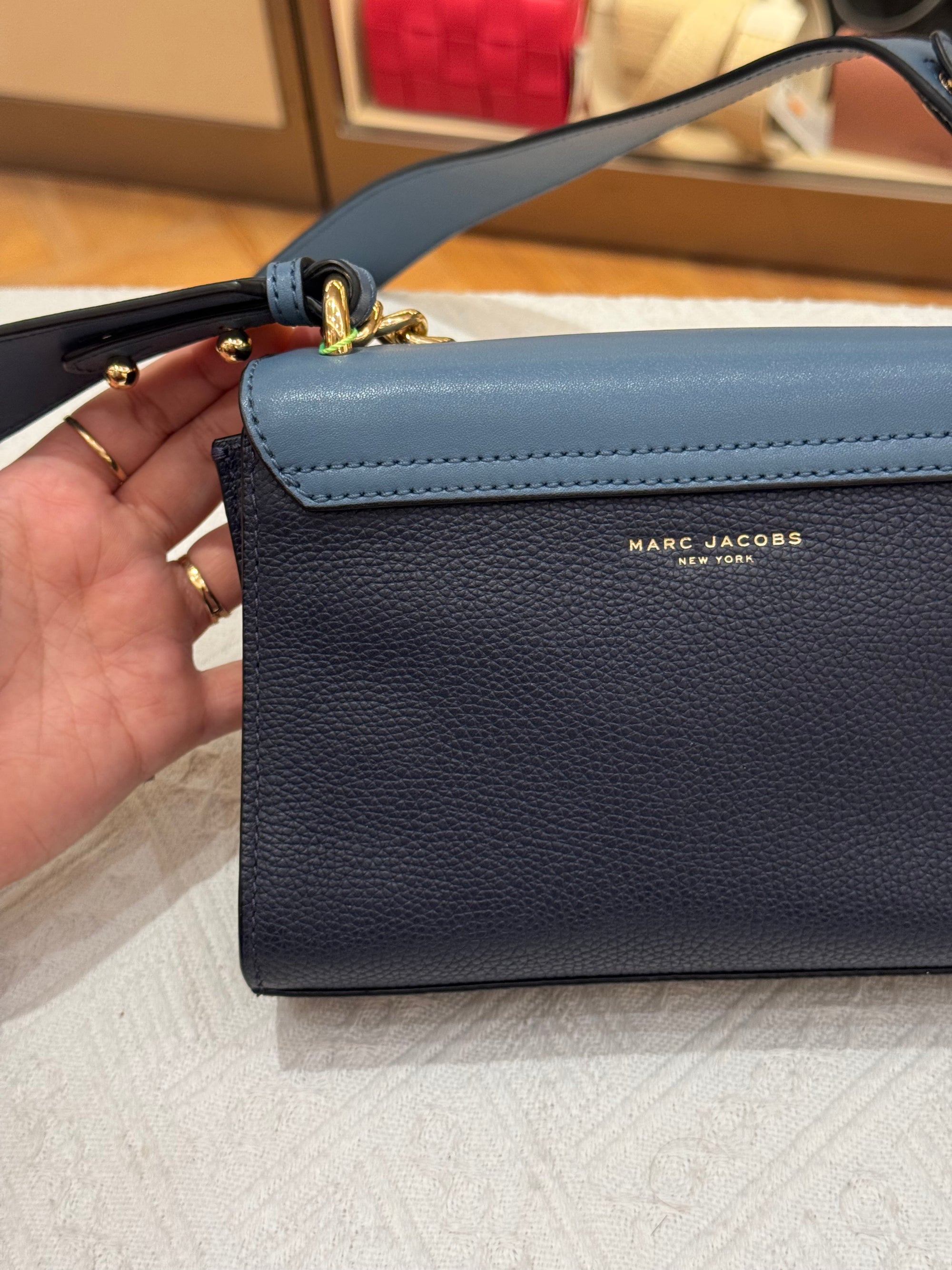 Marc Jacob The Tuck Look Blue