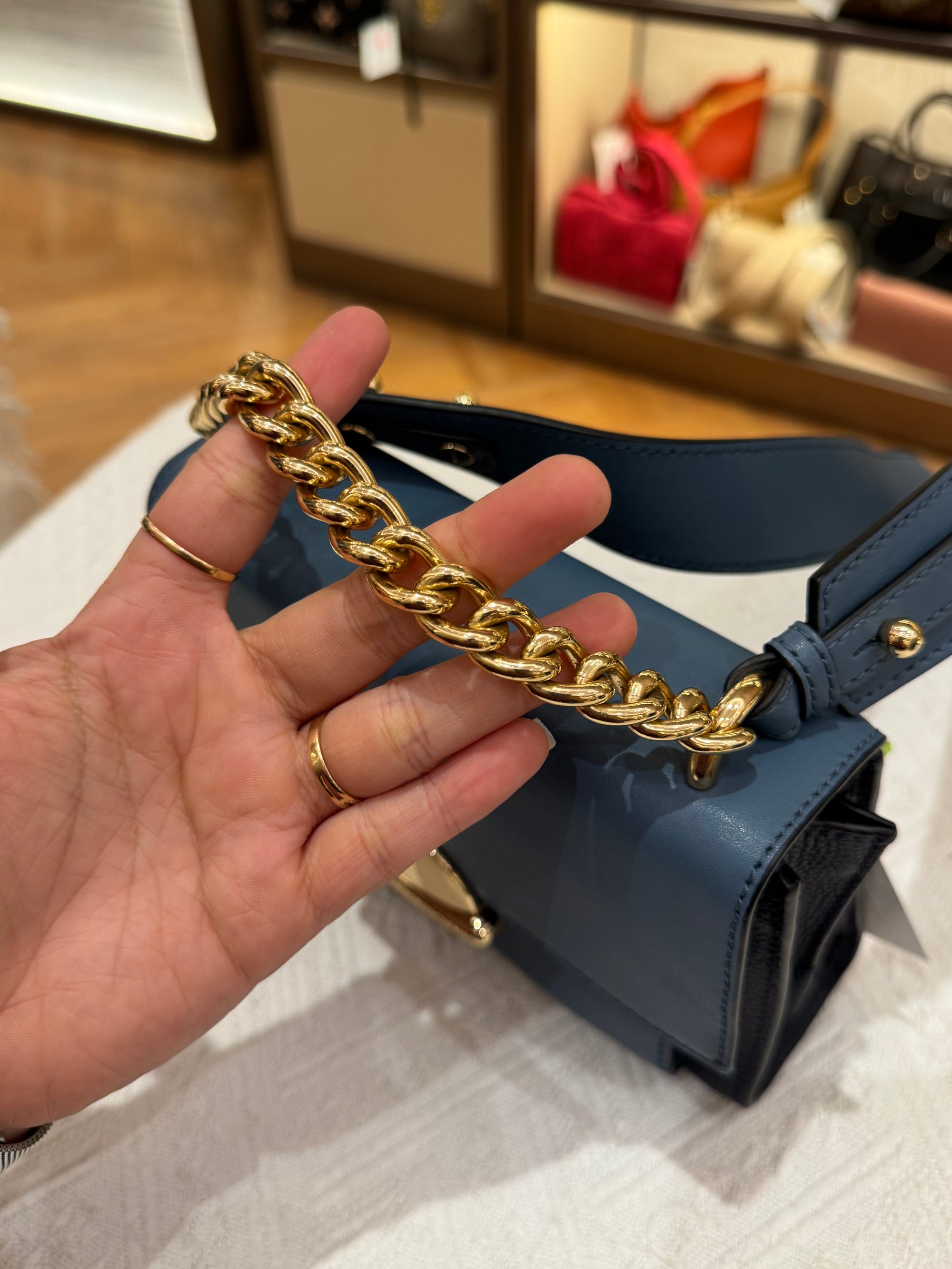Marc Jacob The Tuck Look Blue