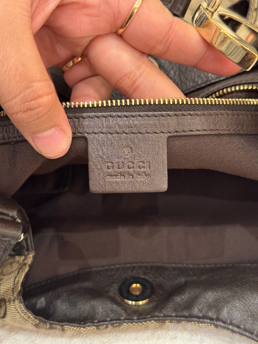 Gucci Charlotte Kanvas Hobo