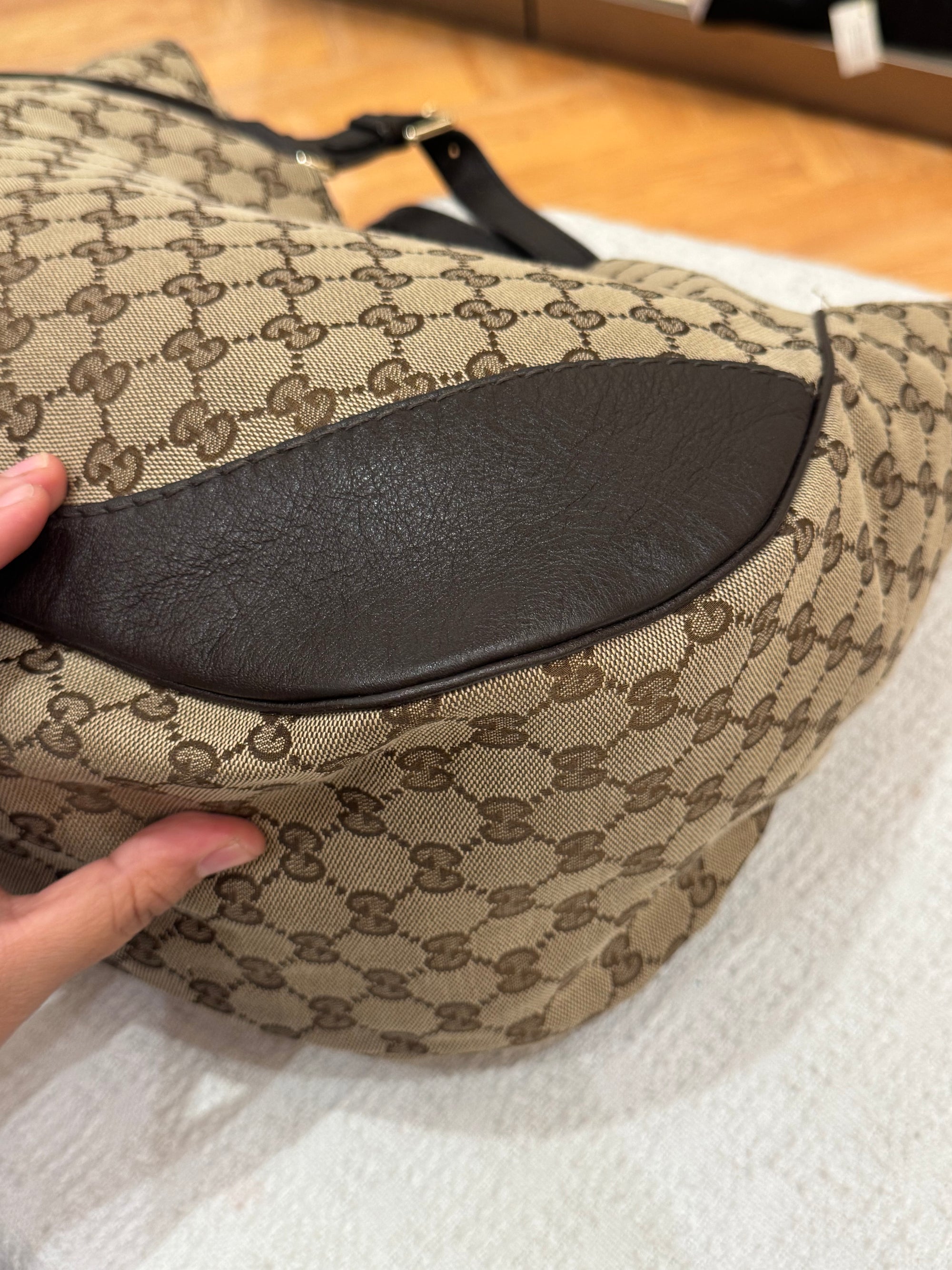 Gucci Charlotte Kanvas Hobo