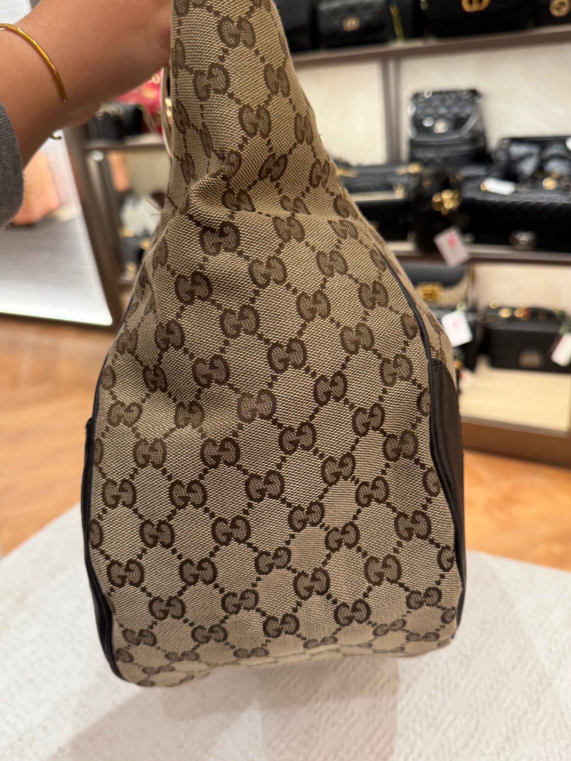 Gucci Charlotte Kanvas Hobo