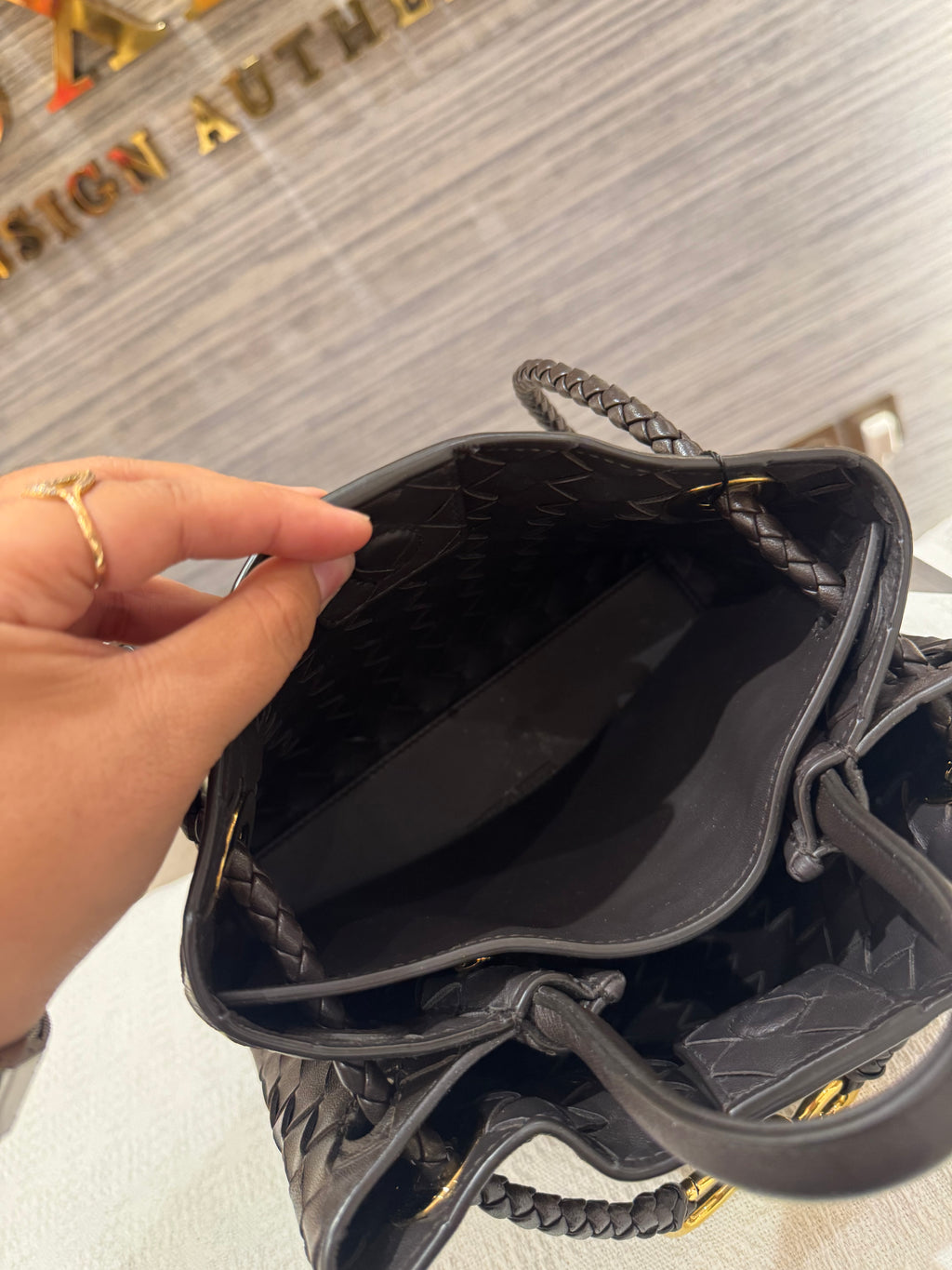 Bottega Veneta Andiamo Small Fondant