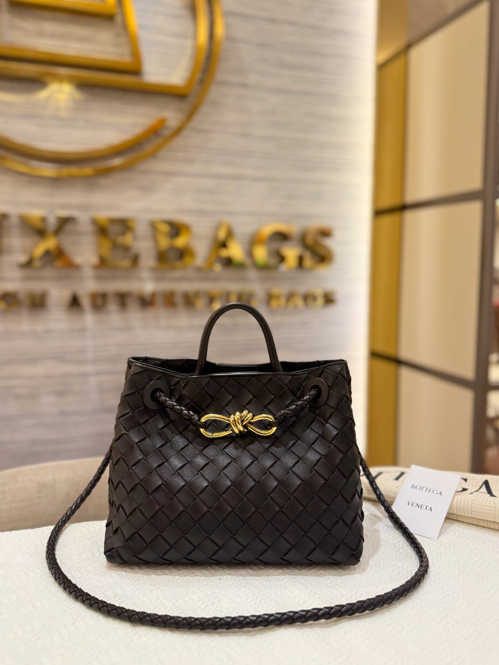 Bottega Veneta Andiamo Small Fondant