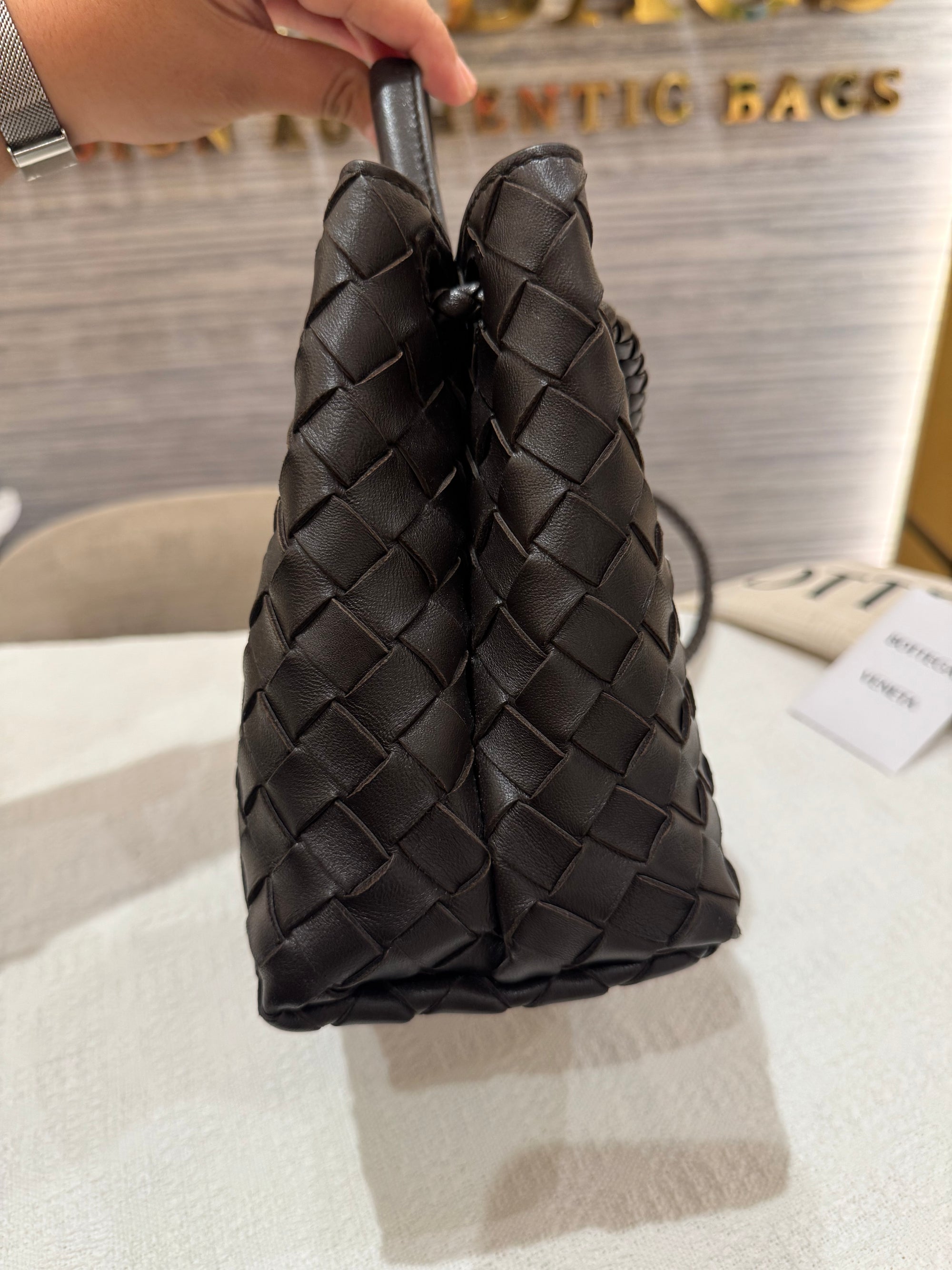 Bottega Veneta Andiamo Small Fondant