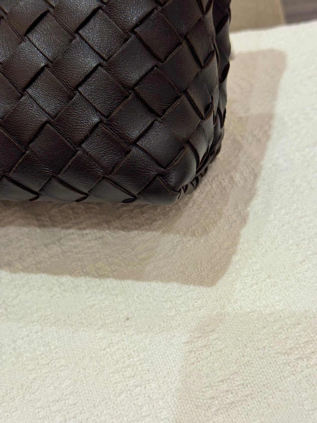 Bottega Veneta Andiamo Small Fondant