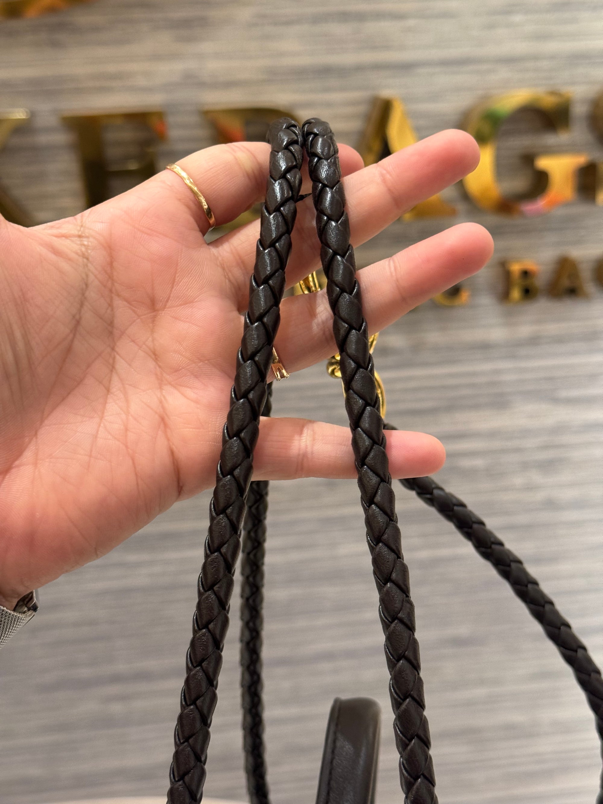 Bottega Veneta Andiamo Small Fondant