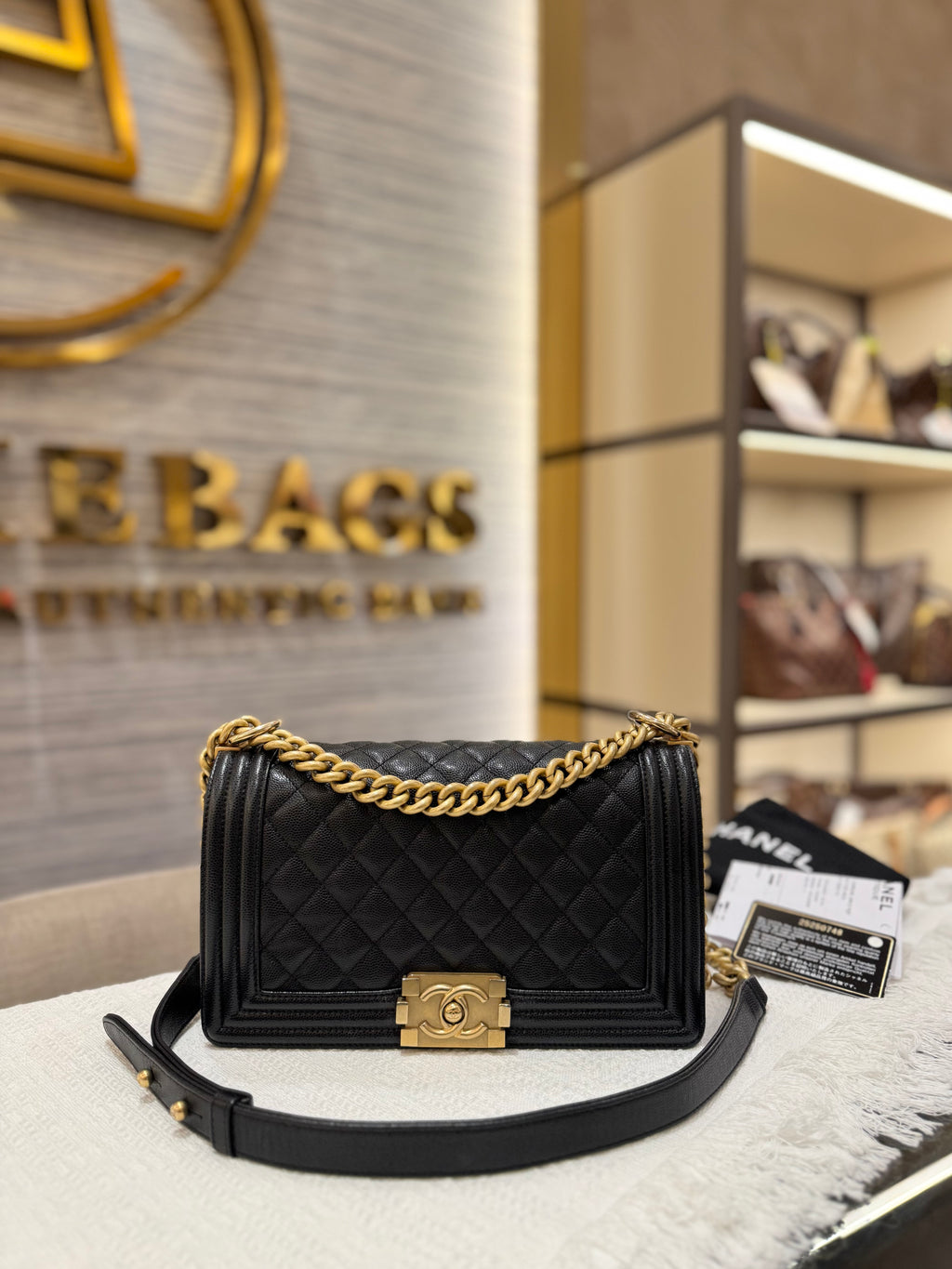 Chanel Boy Caviar Old Meidum Black GHW