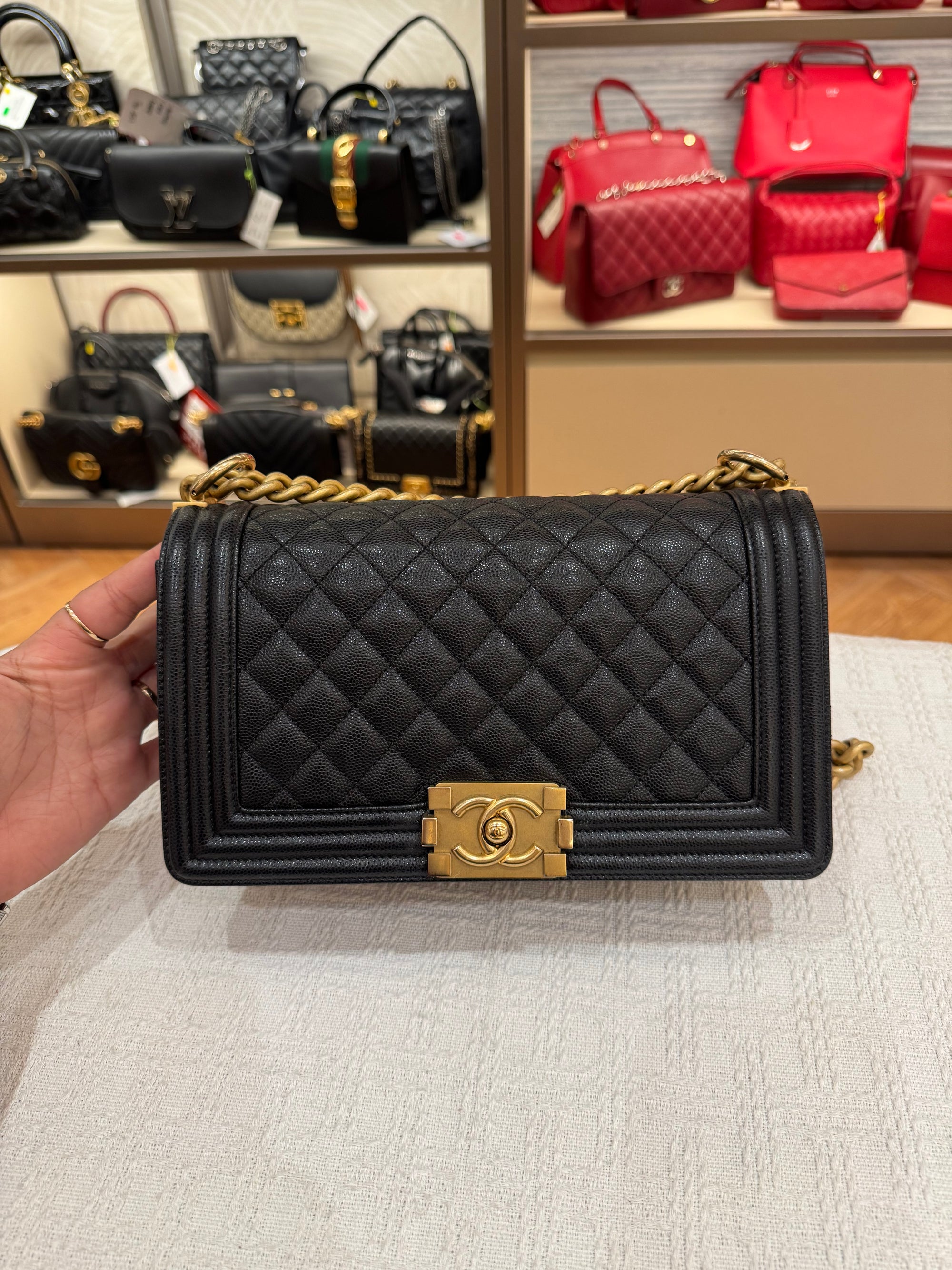 Chanel Boy Caviar Old Meidum Black GHW