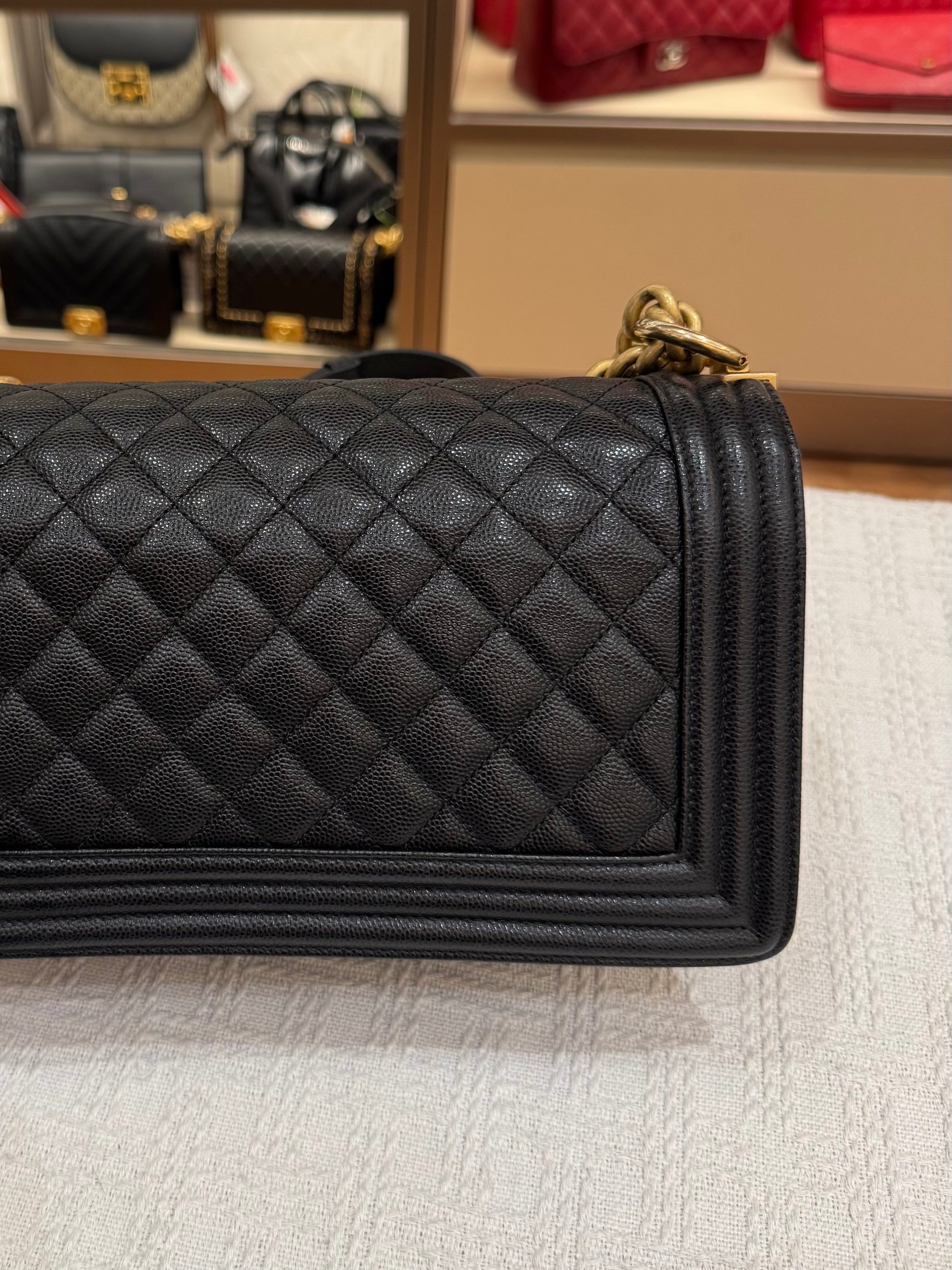 Chanel Boy Caviar Old Meidum Black GHW