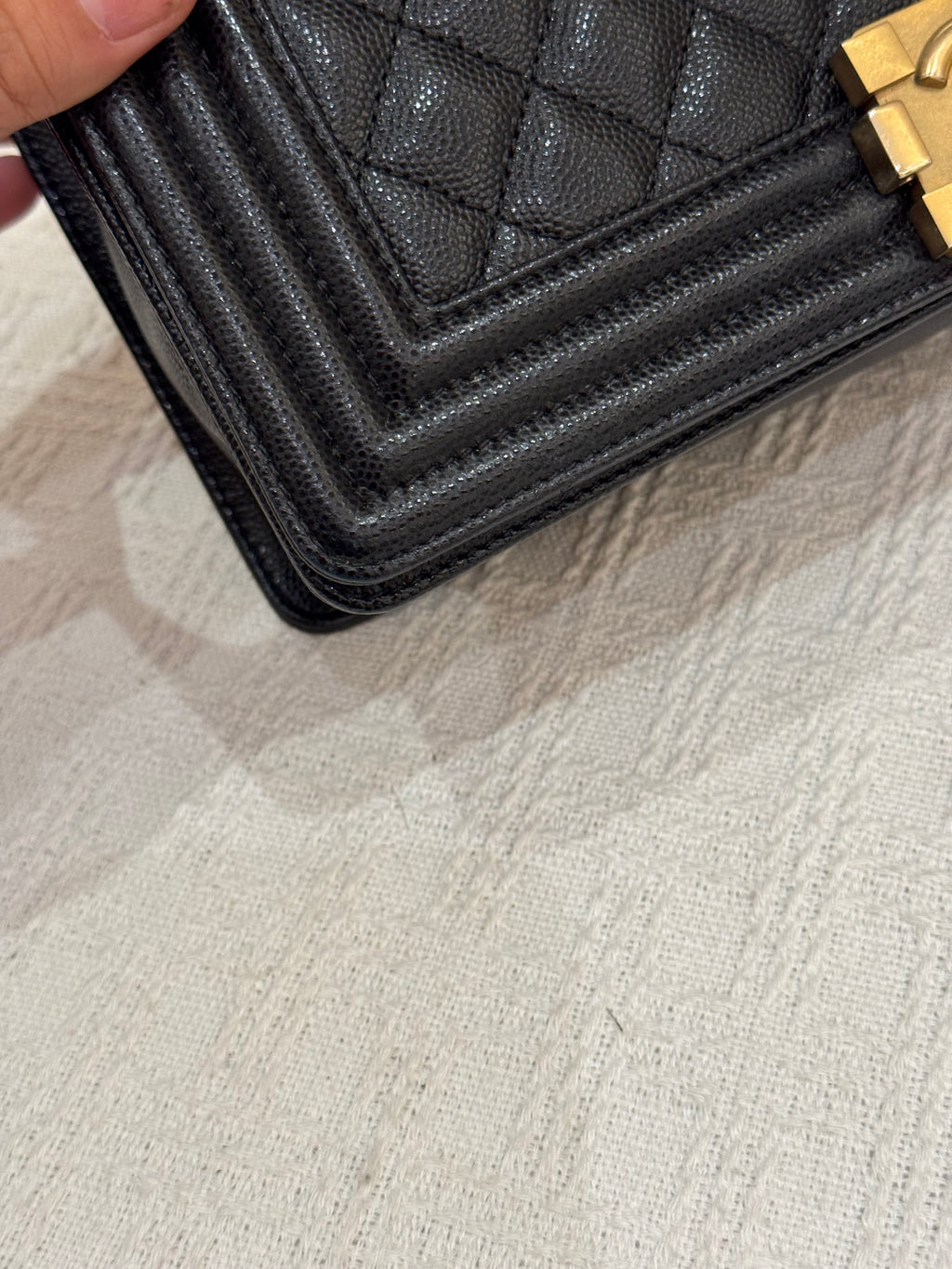 Chanel Boy Caviar Old Meidum Black GHW