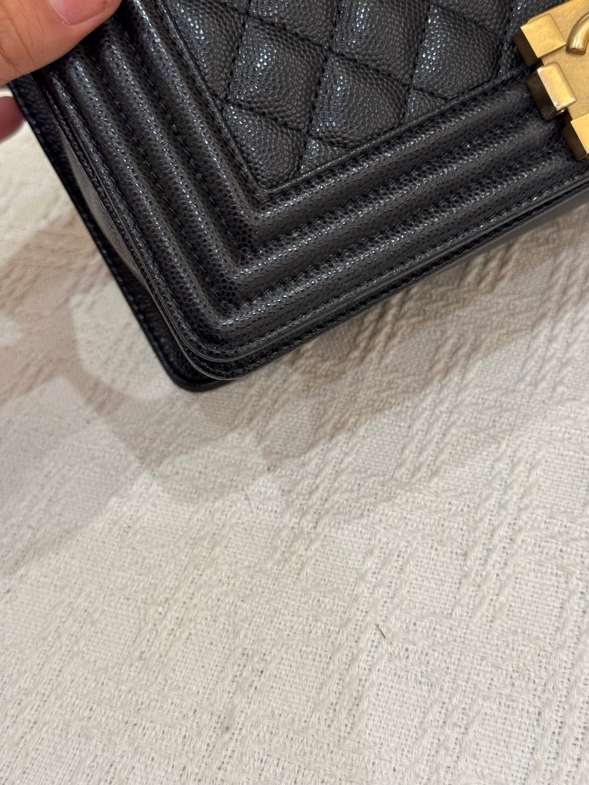 Chanel Boy Caviar Old Meidum Black GHW