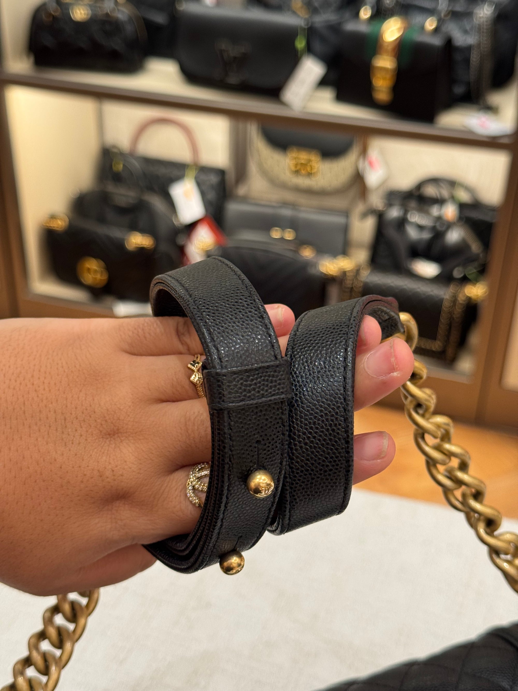 Chanel Boy Caviar Old Meidum Black GHW