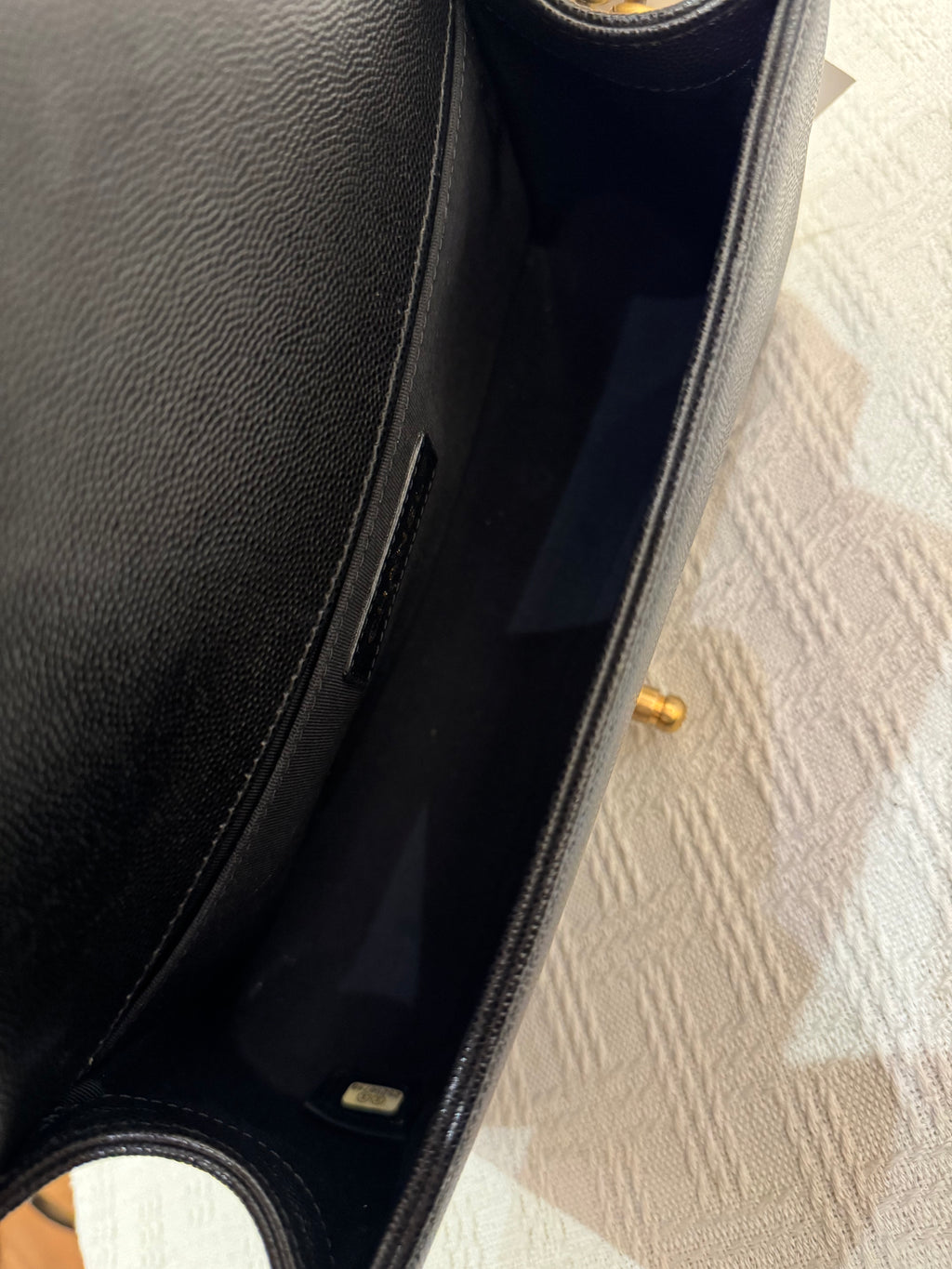 Chanel Boy Caviar Old Meidum Black GHW