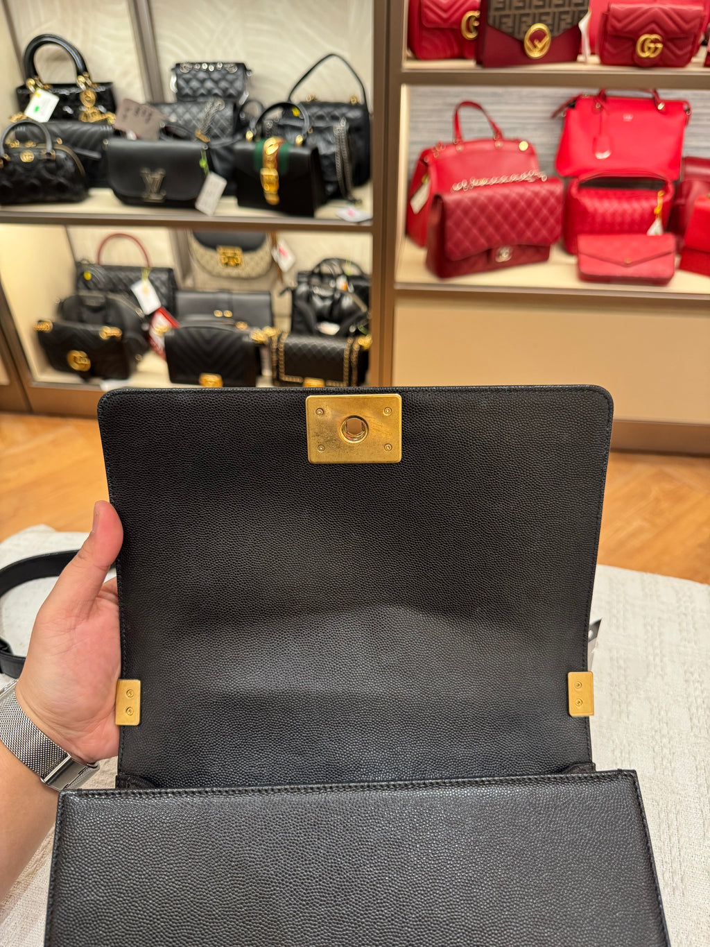 Chanel Boy Caviar Old Meidum Black GHW