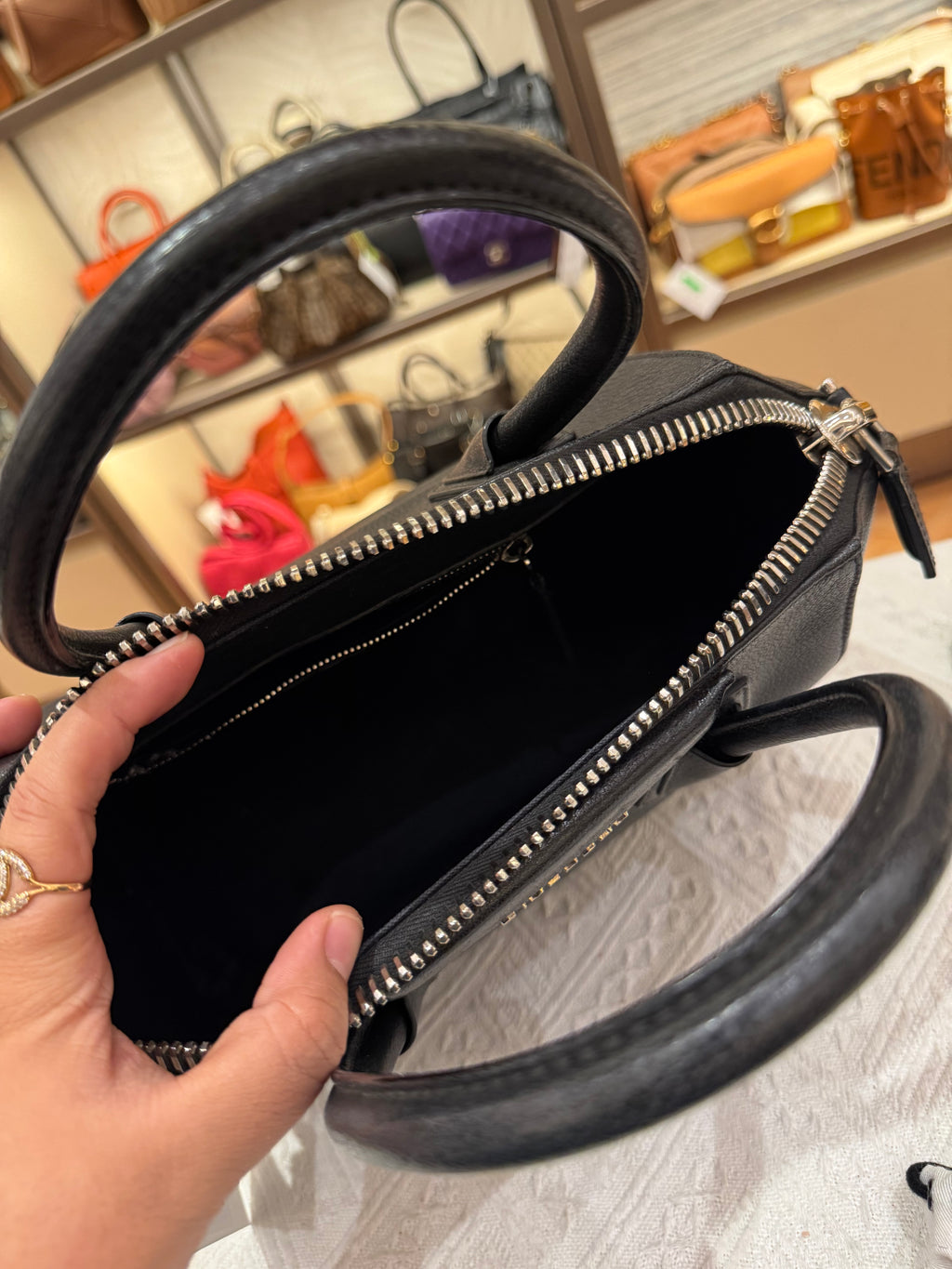 Givenchy Antigona Small