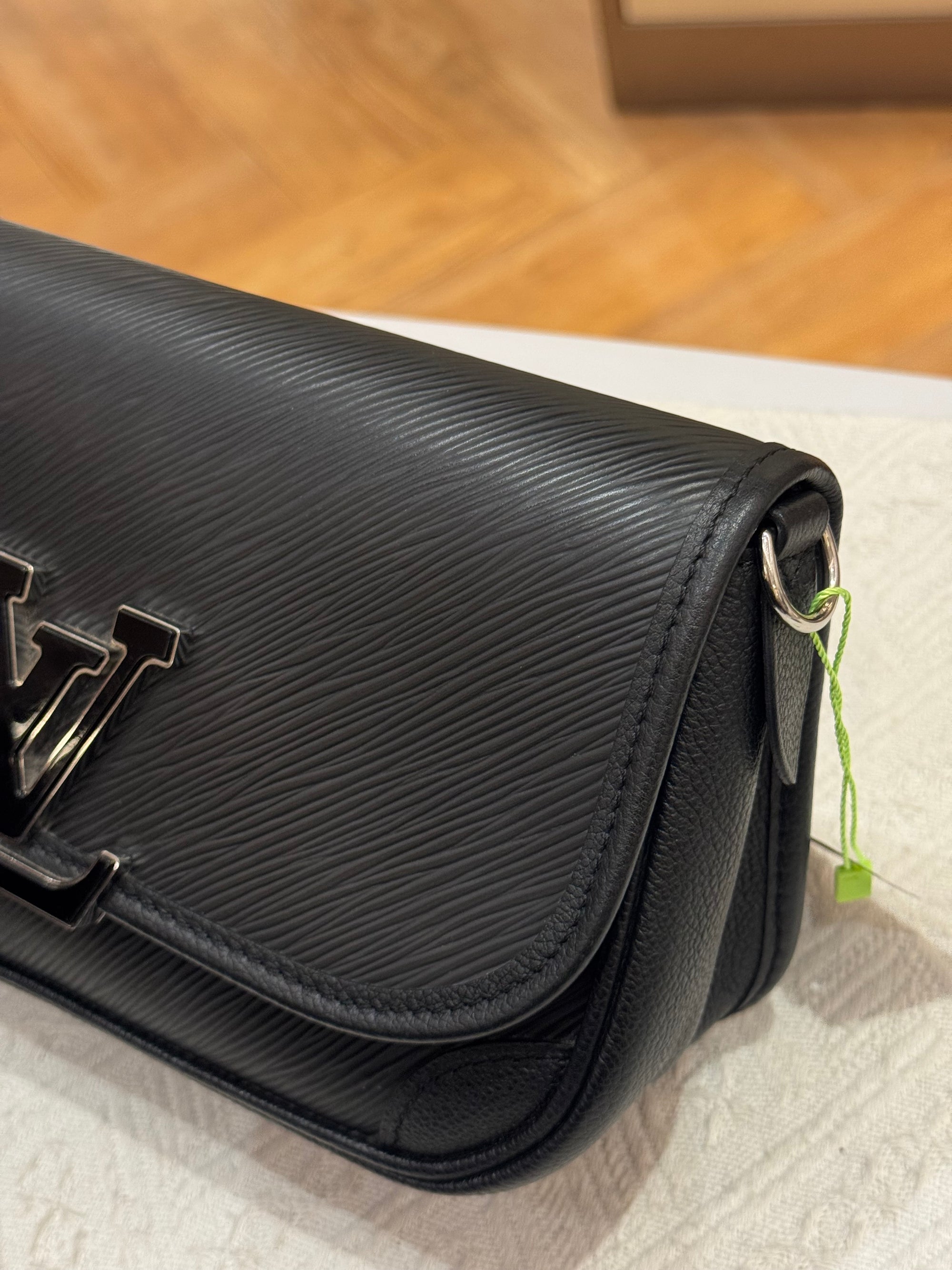 Louis Vuitton Buci