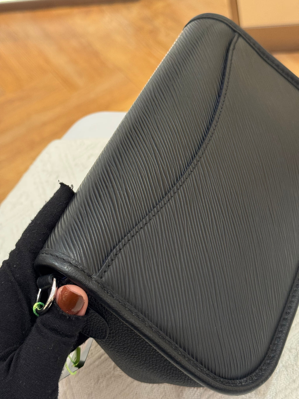 Louis Vuitton Buci