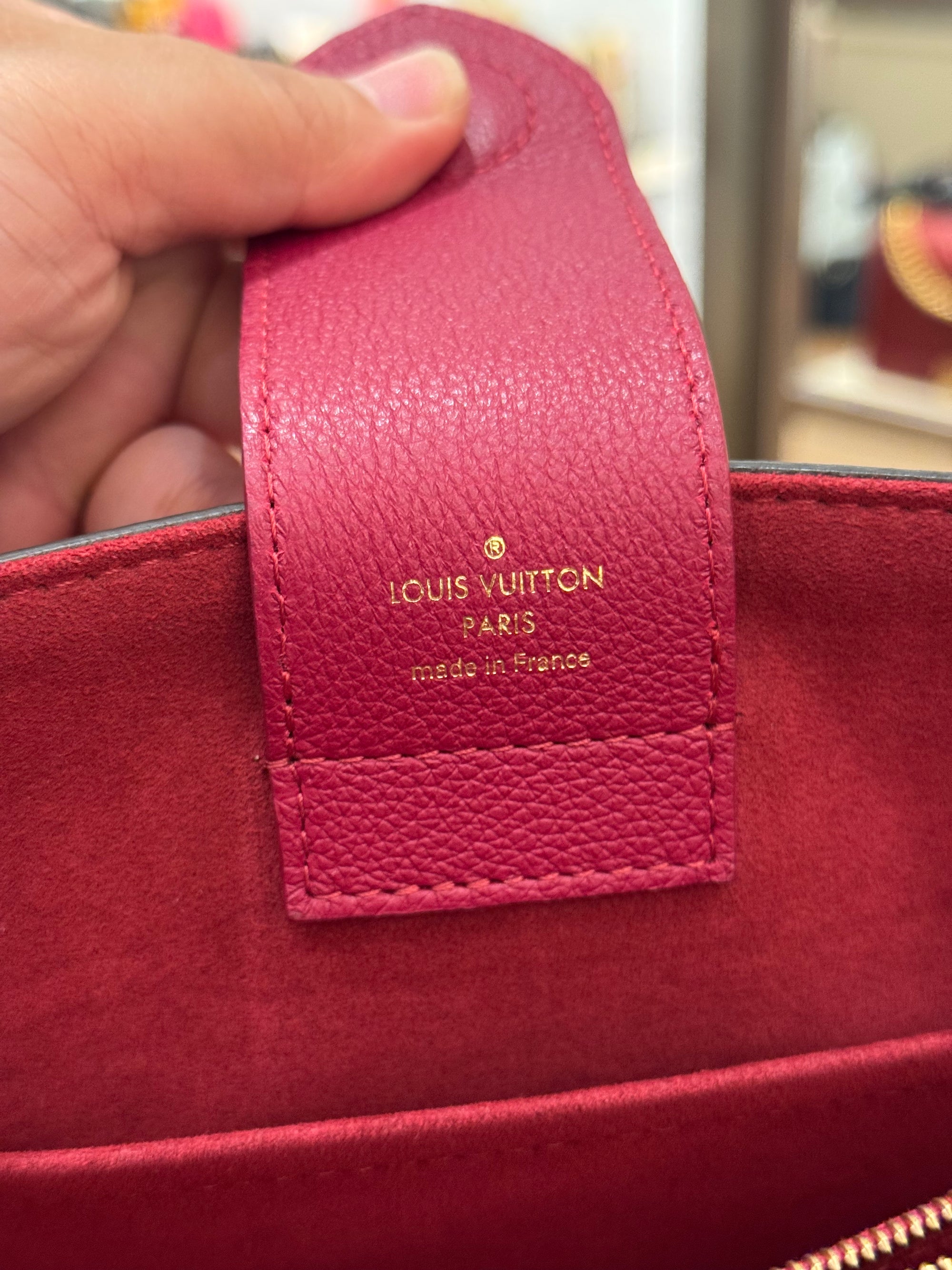 Louis Vuitton Riverside Damier