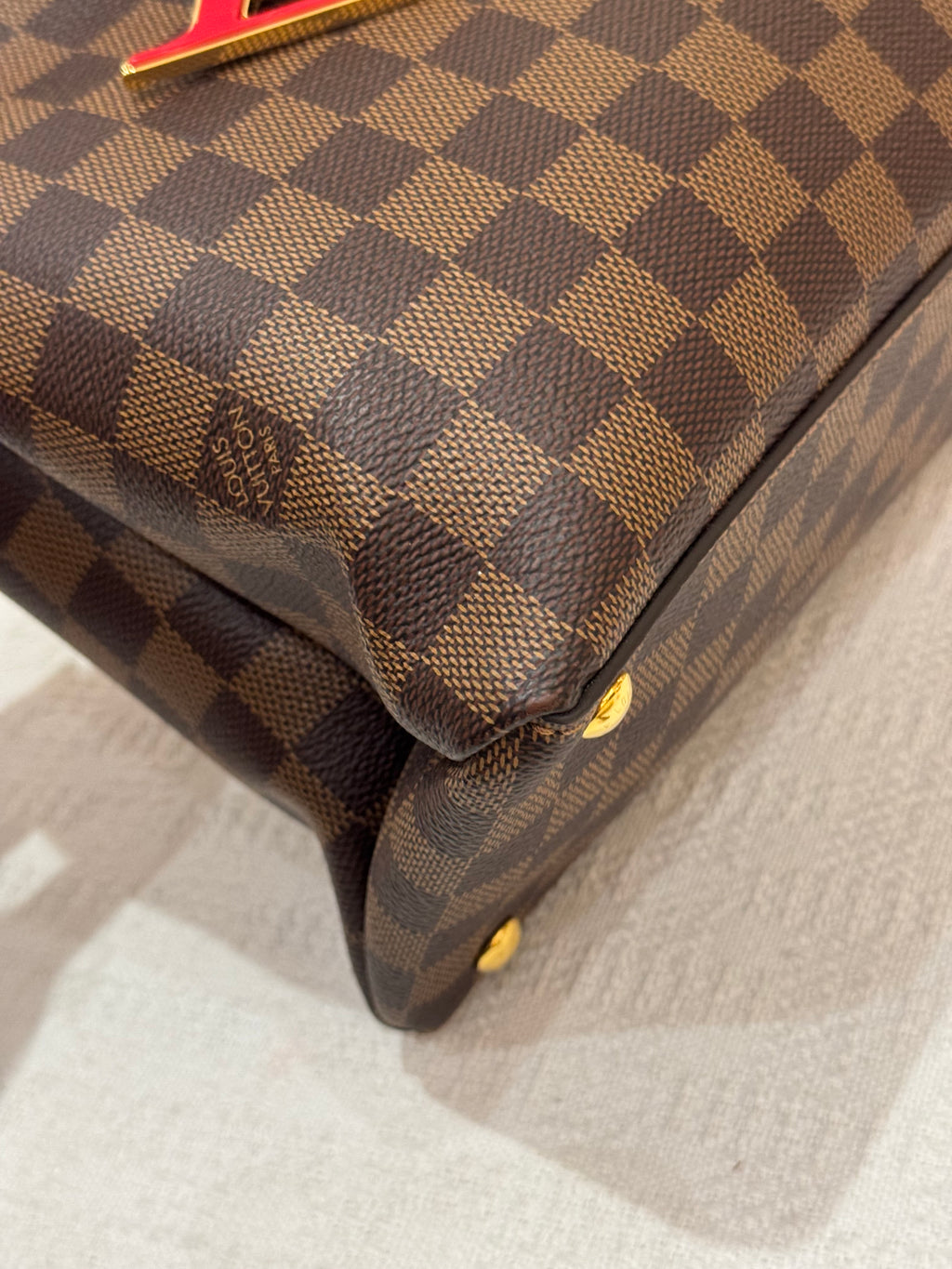 Louis Vuitton Riverside Damier