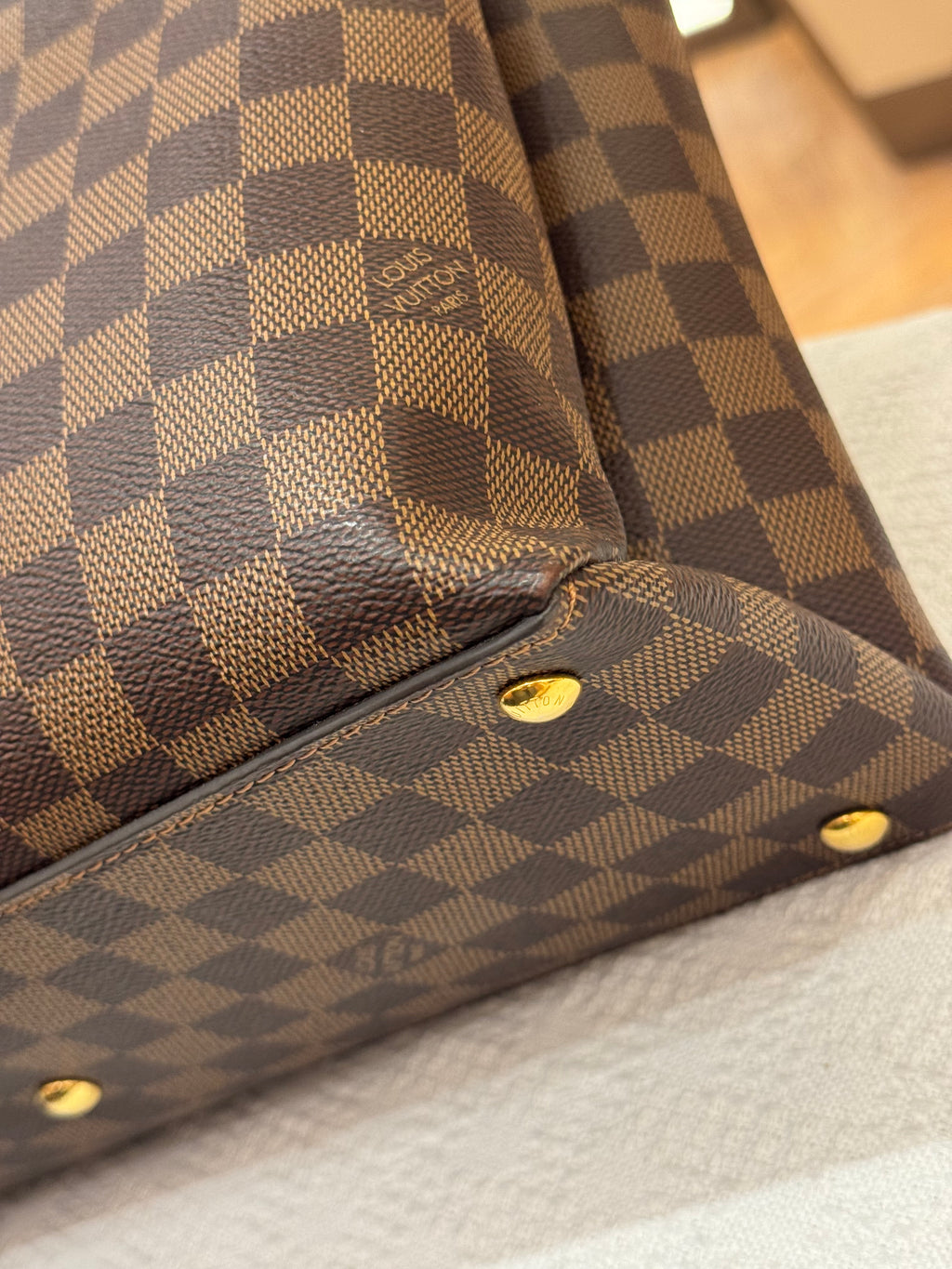 Louis Vuitton Riverside Damier