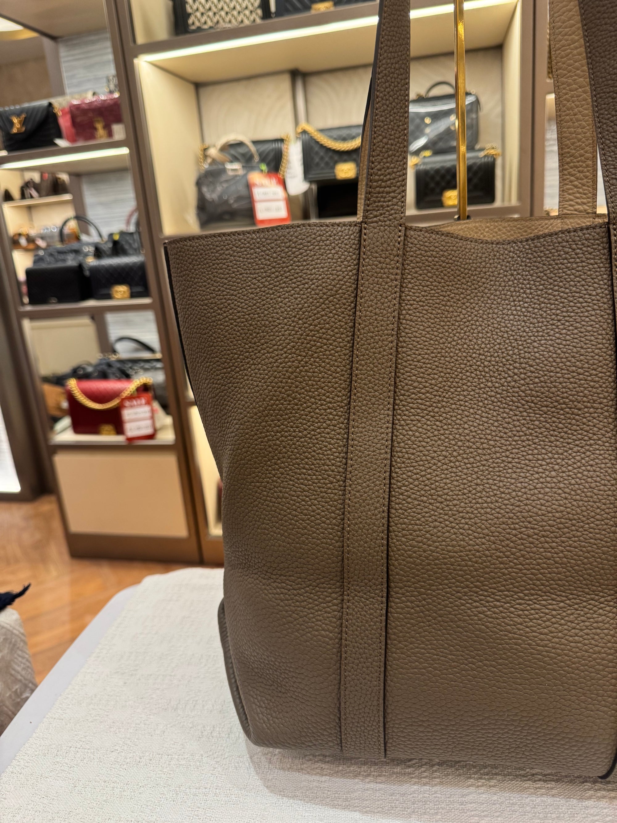 Moynat Totebag Taupe