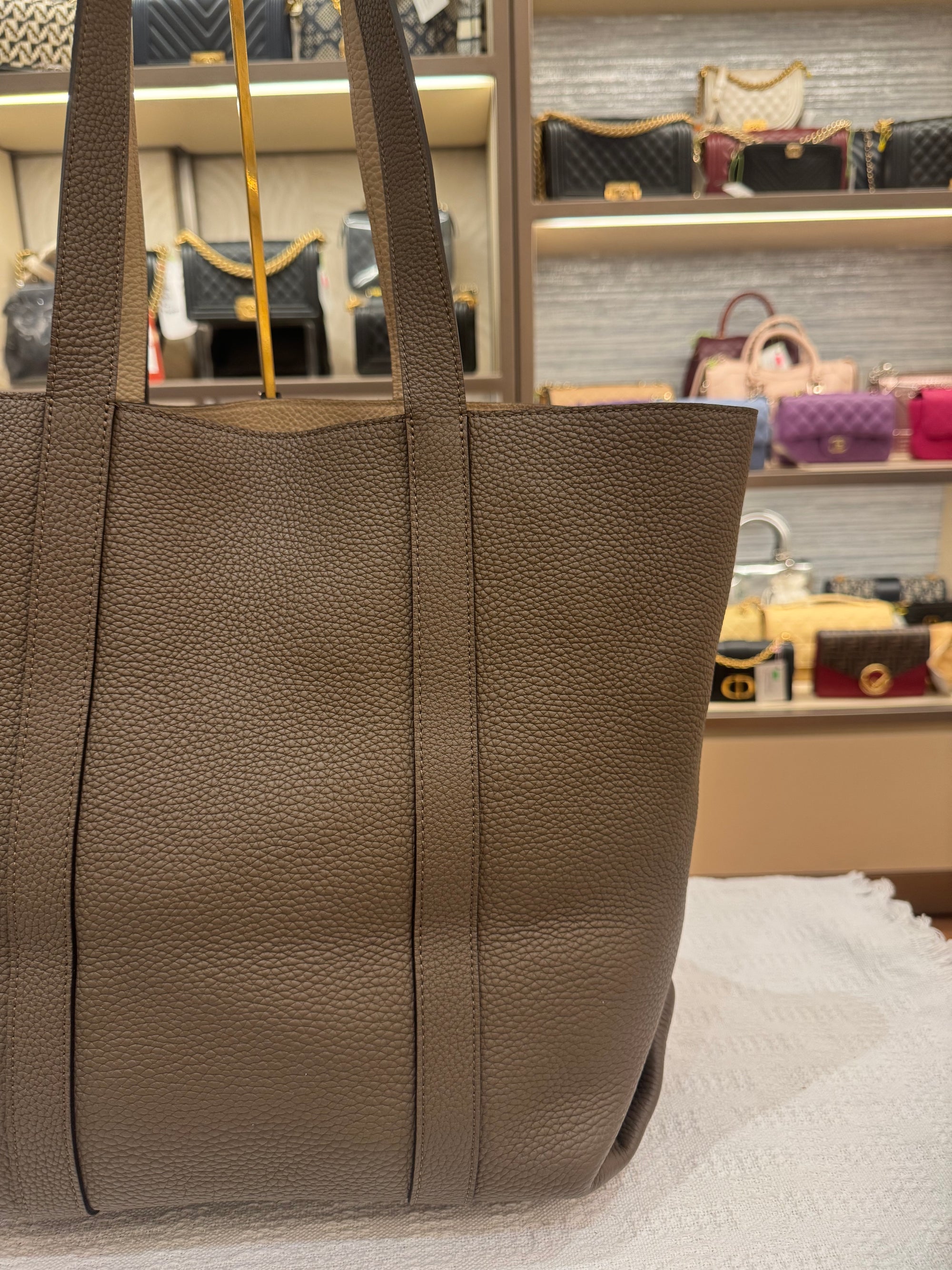 Moynat Totebag Taupe