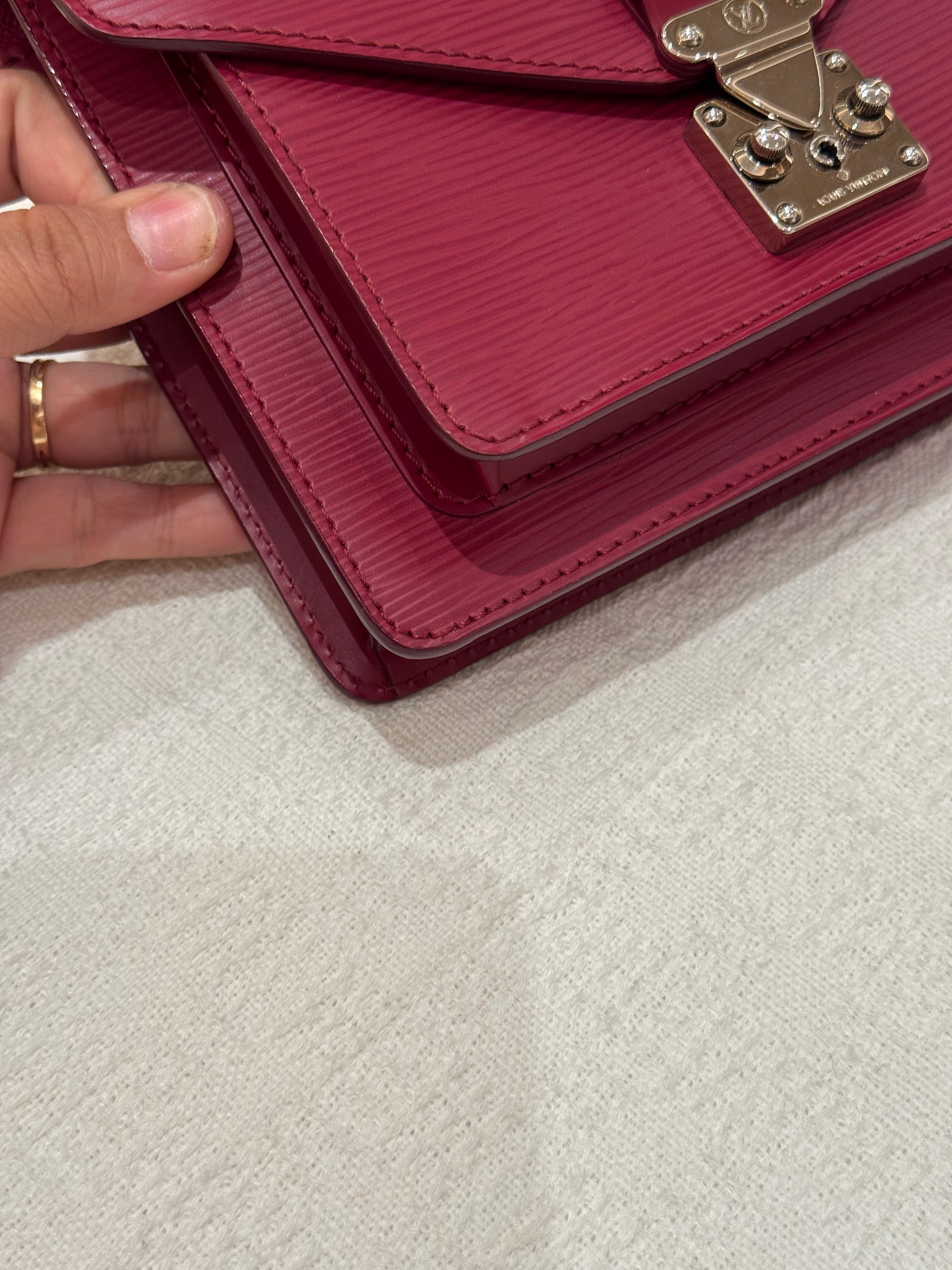Louis Vuitton BB Monceau Epi Fuchsia