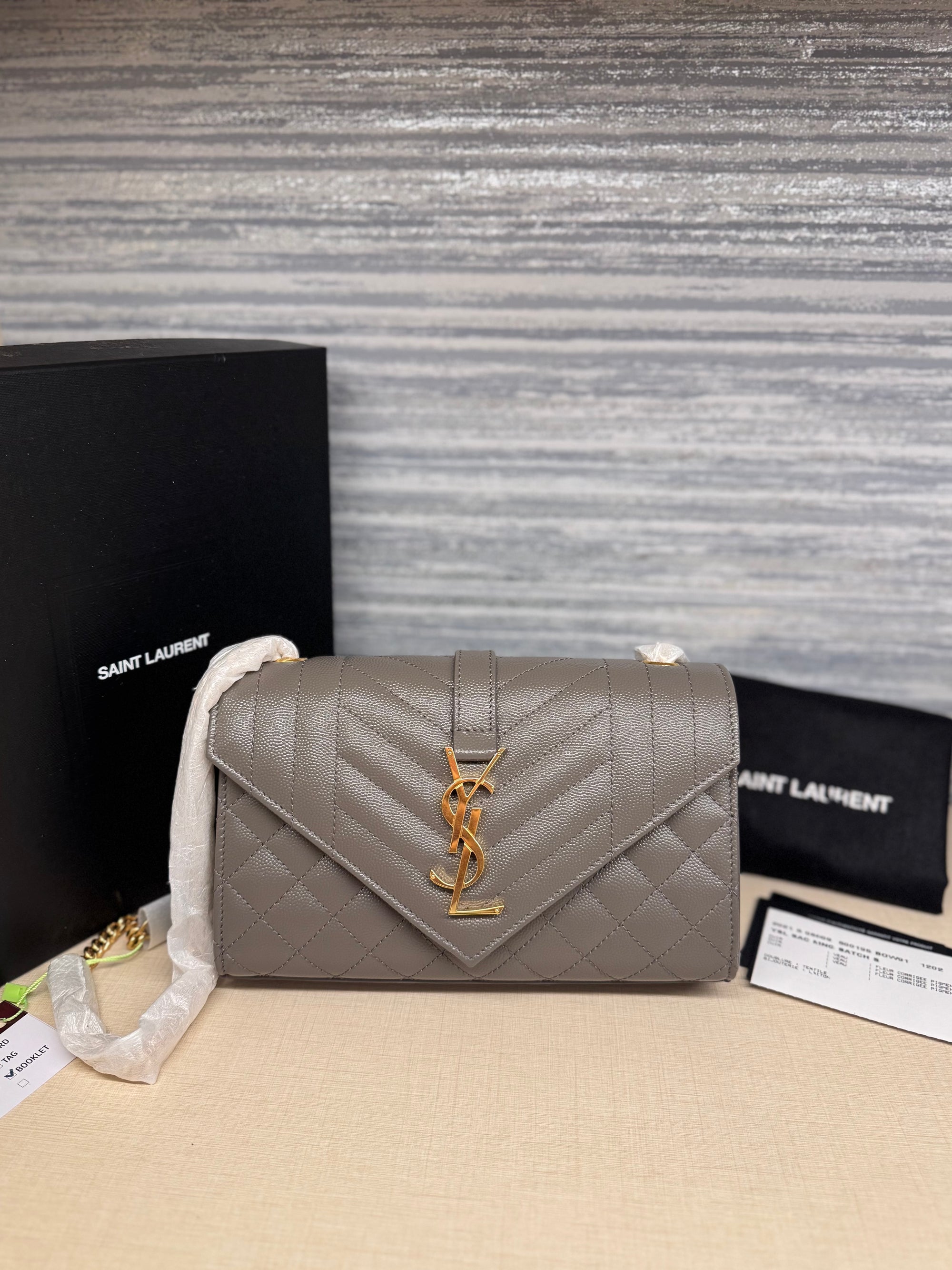 Saint Laurent Envelope Small Grey