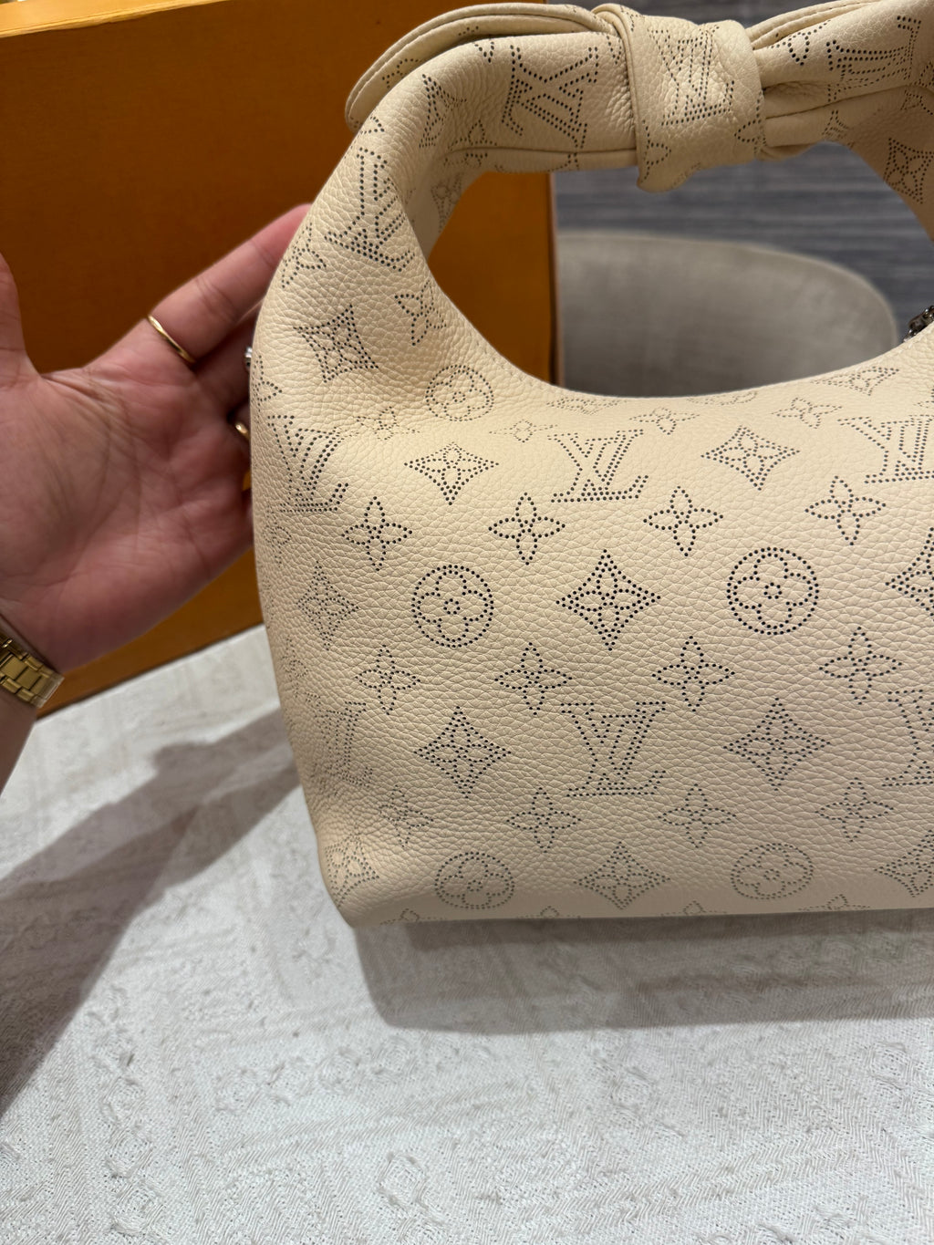 Louis Vuitton Why Knot Mahina