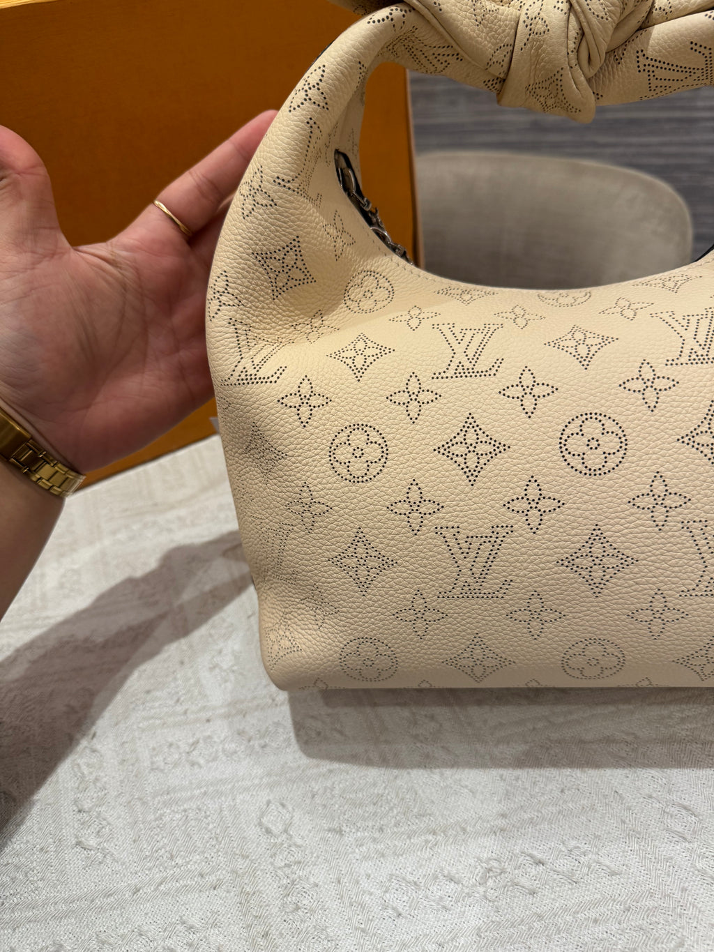 Louis Vuitton Why Knot Mahina