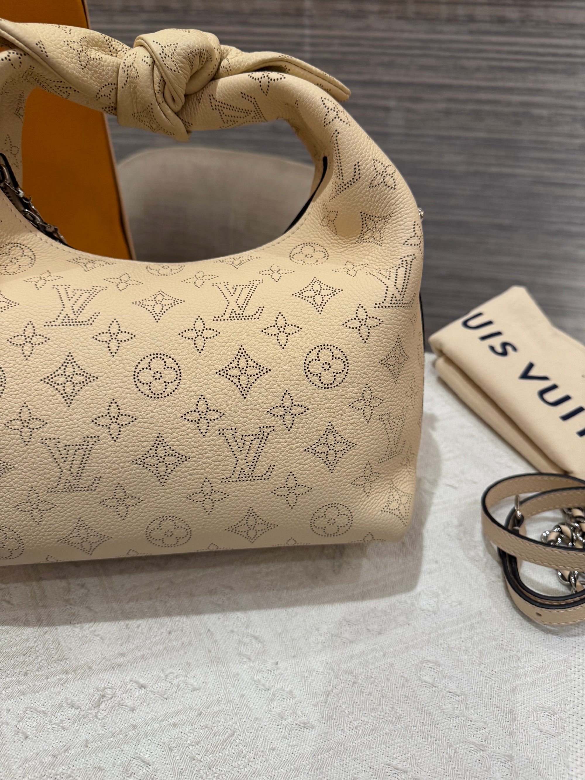 Louis Vuitton Why Knot Mahina