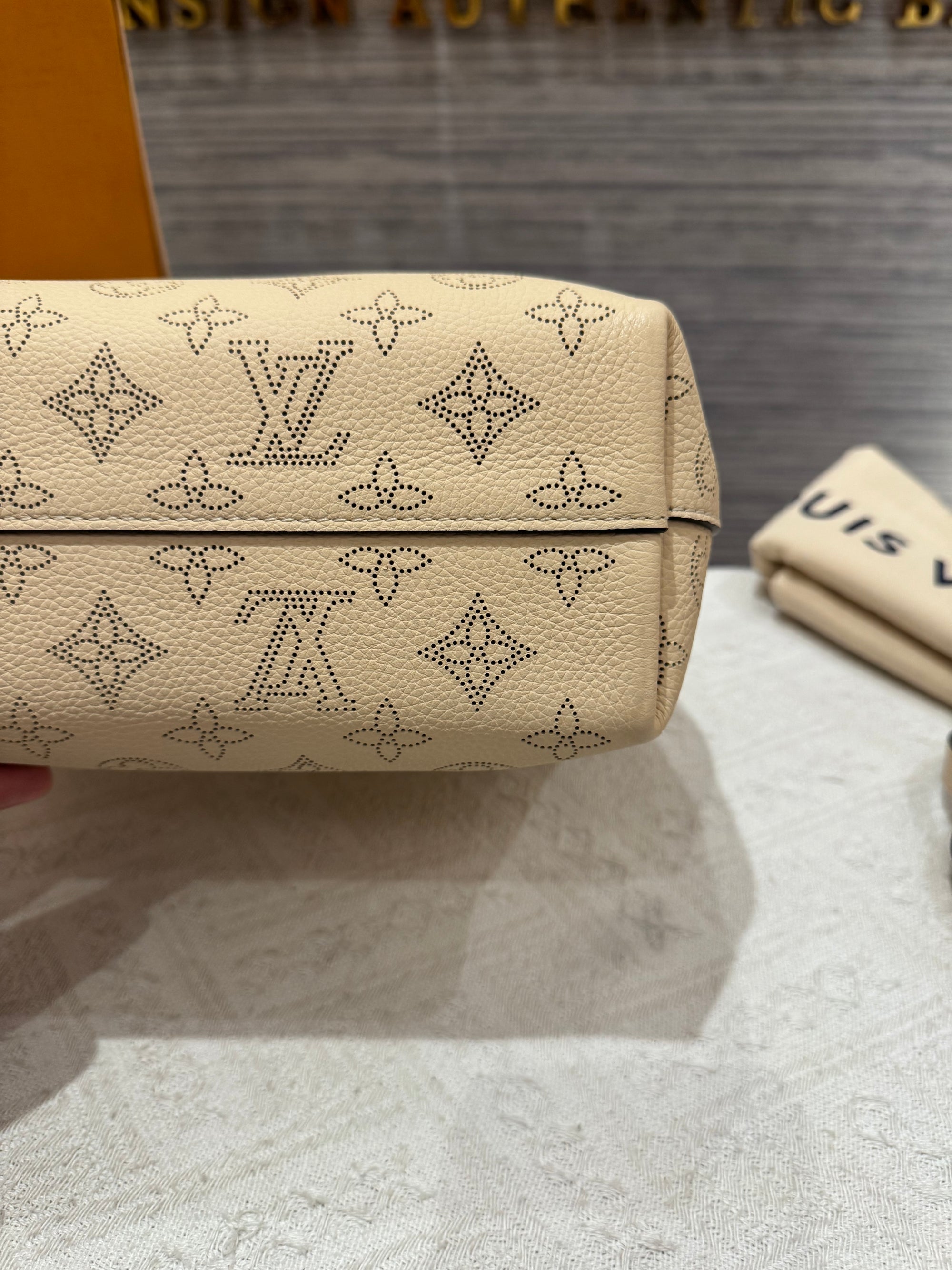 Louis Vuitton Why Knot Mahina