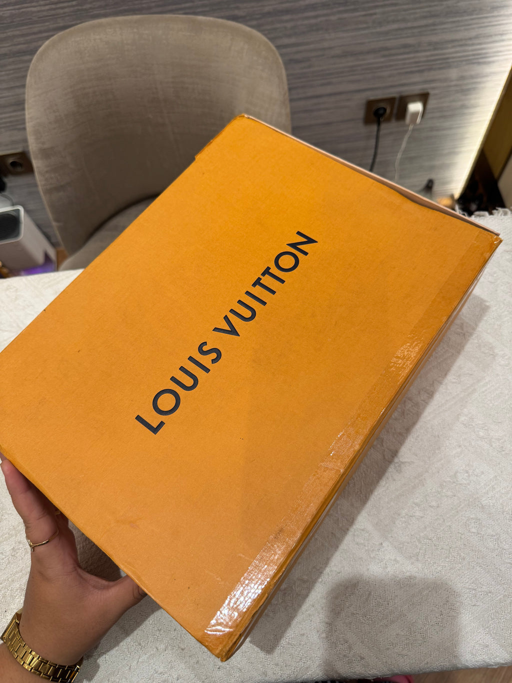 Louis Vuitton Why Knot Mahina