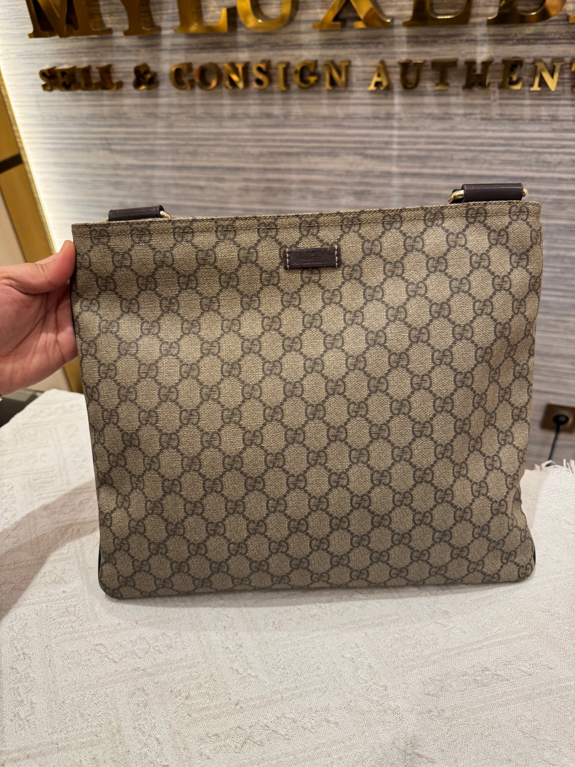 Gucci Mesenger Monogram