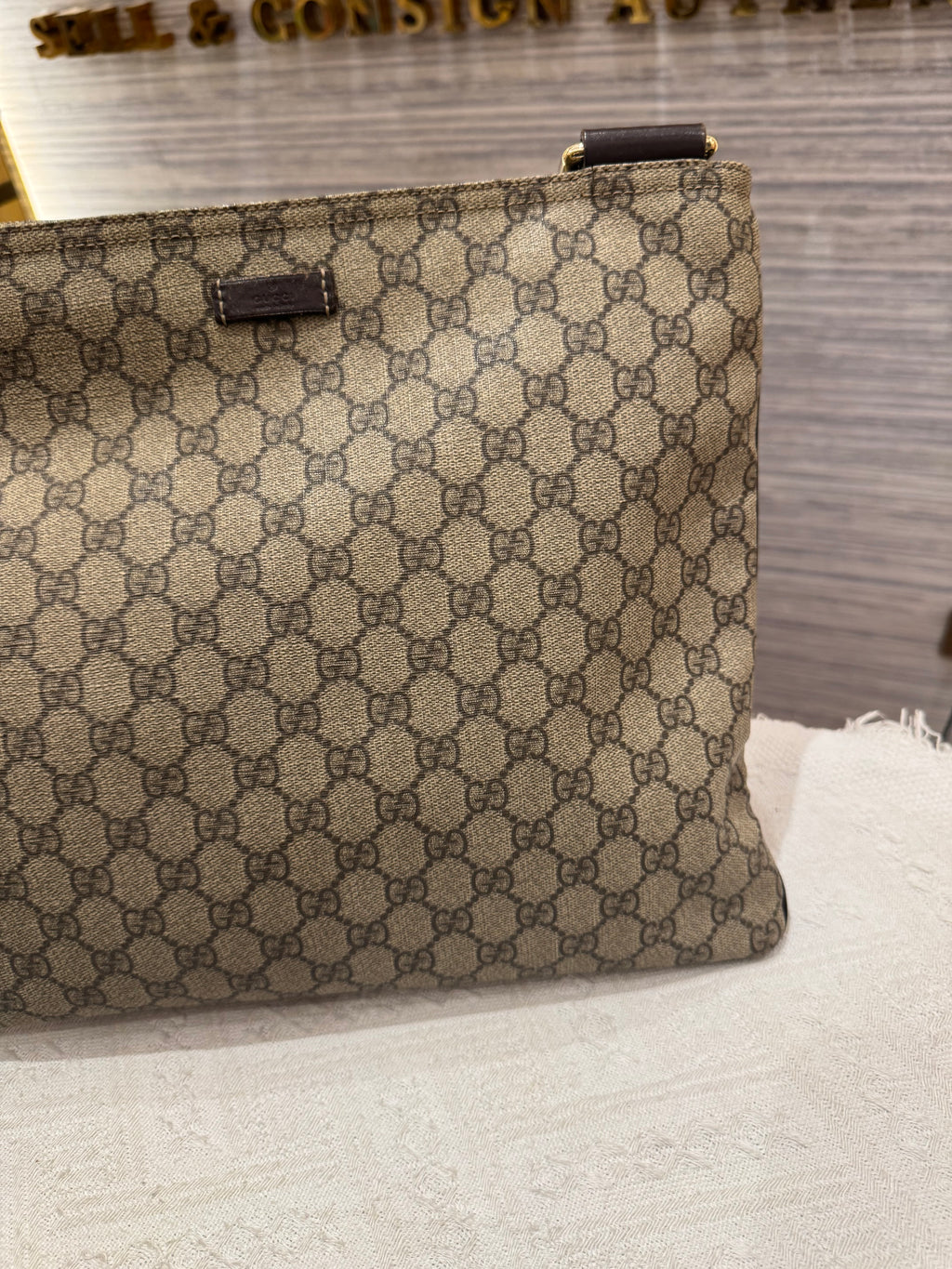 Gucci Mesenger Monogram