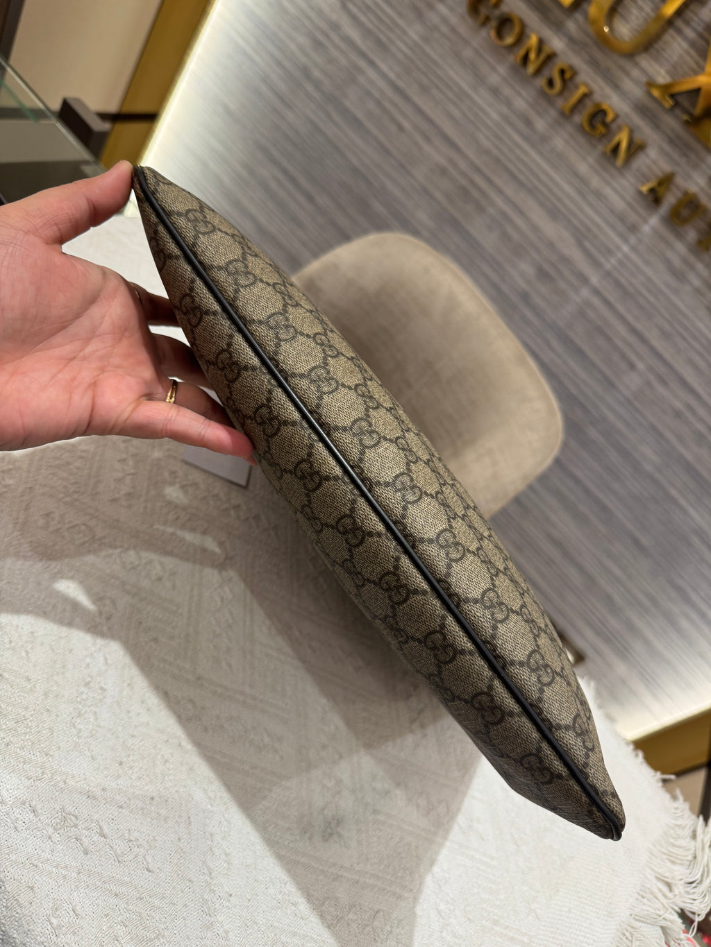 Gucci Mesenger Monogram