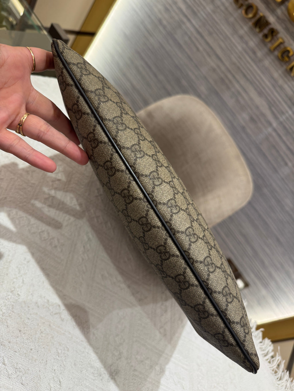 Gucci Mesenger Monogram