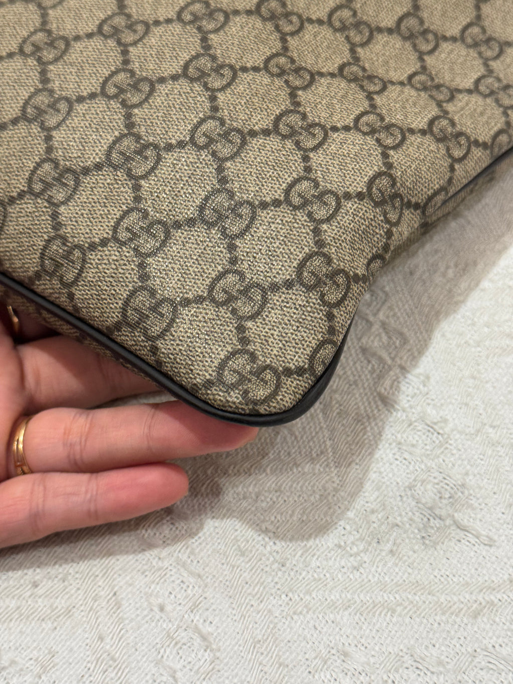 Gucci Mesenger Monogram