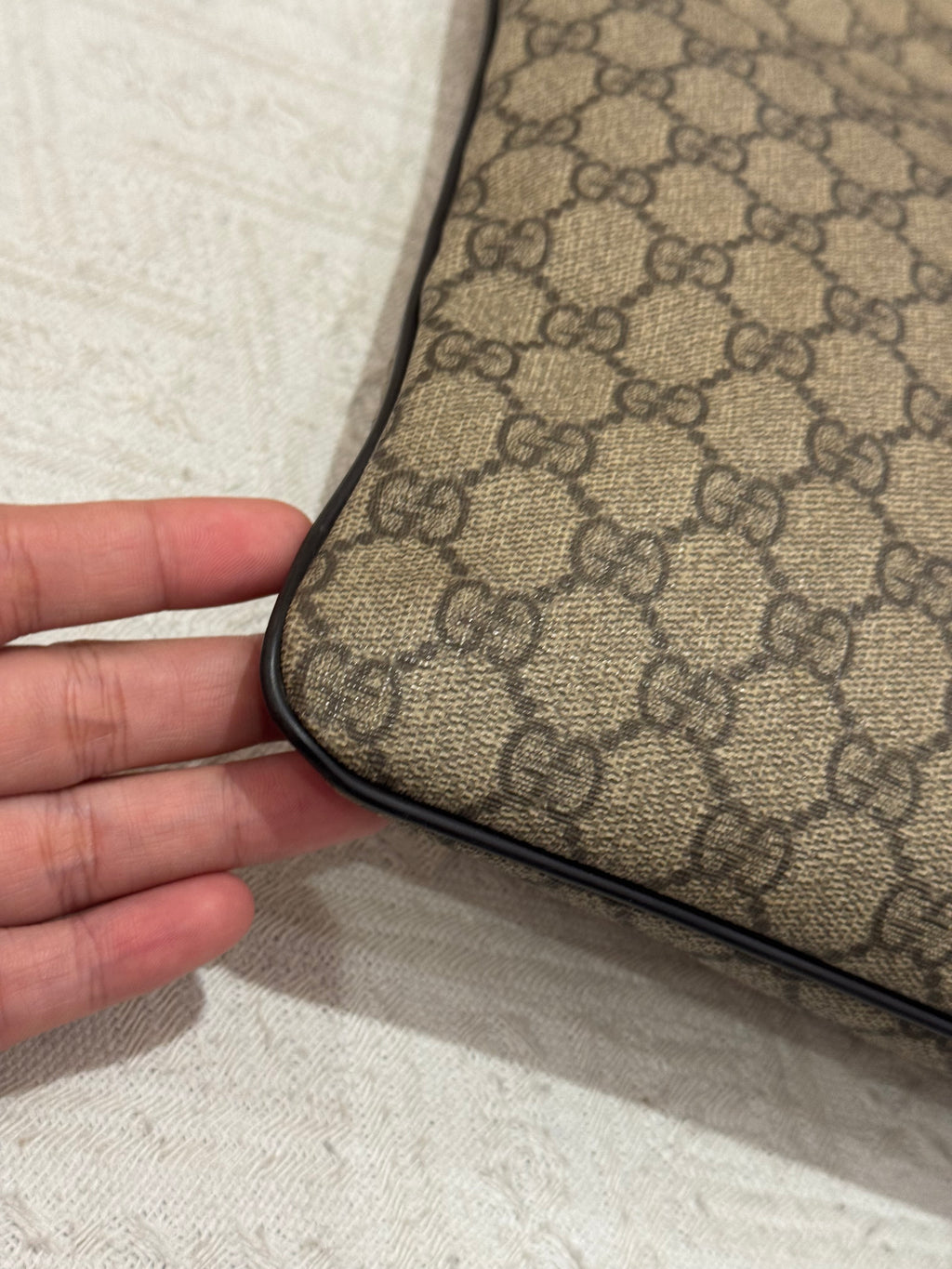 Gucci Mesenger Monogram