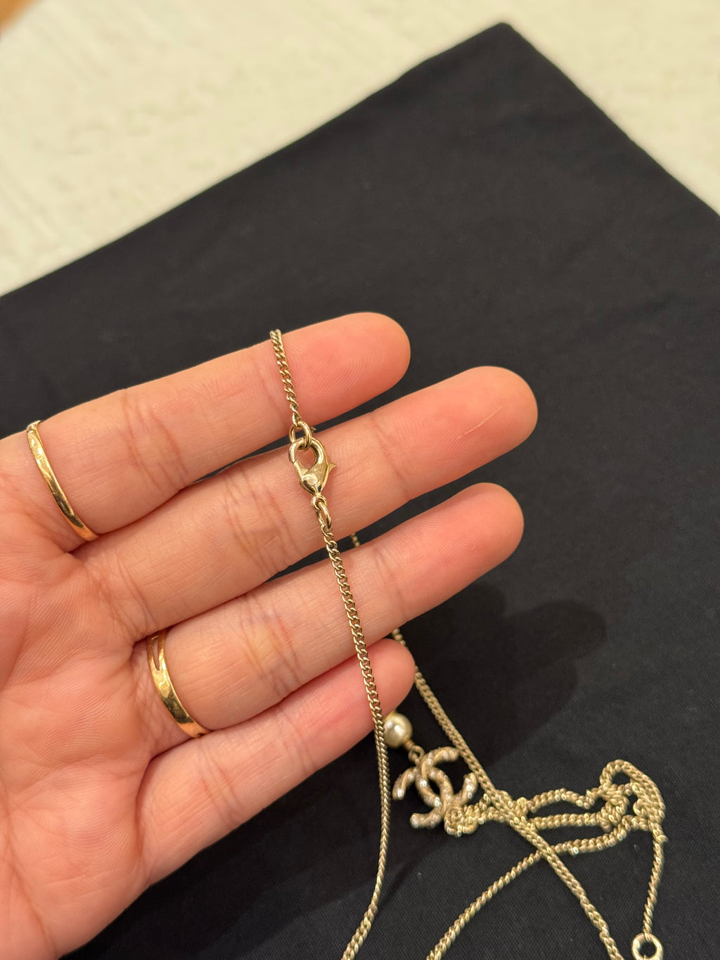 Chanel Necklace Logo Pearl