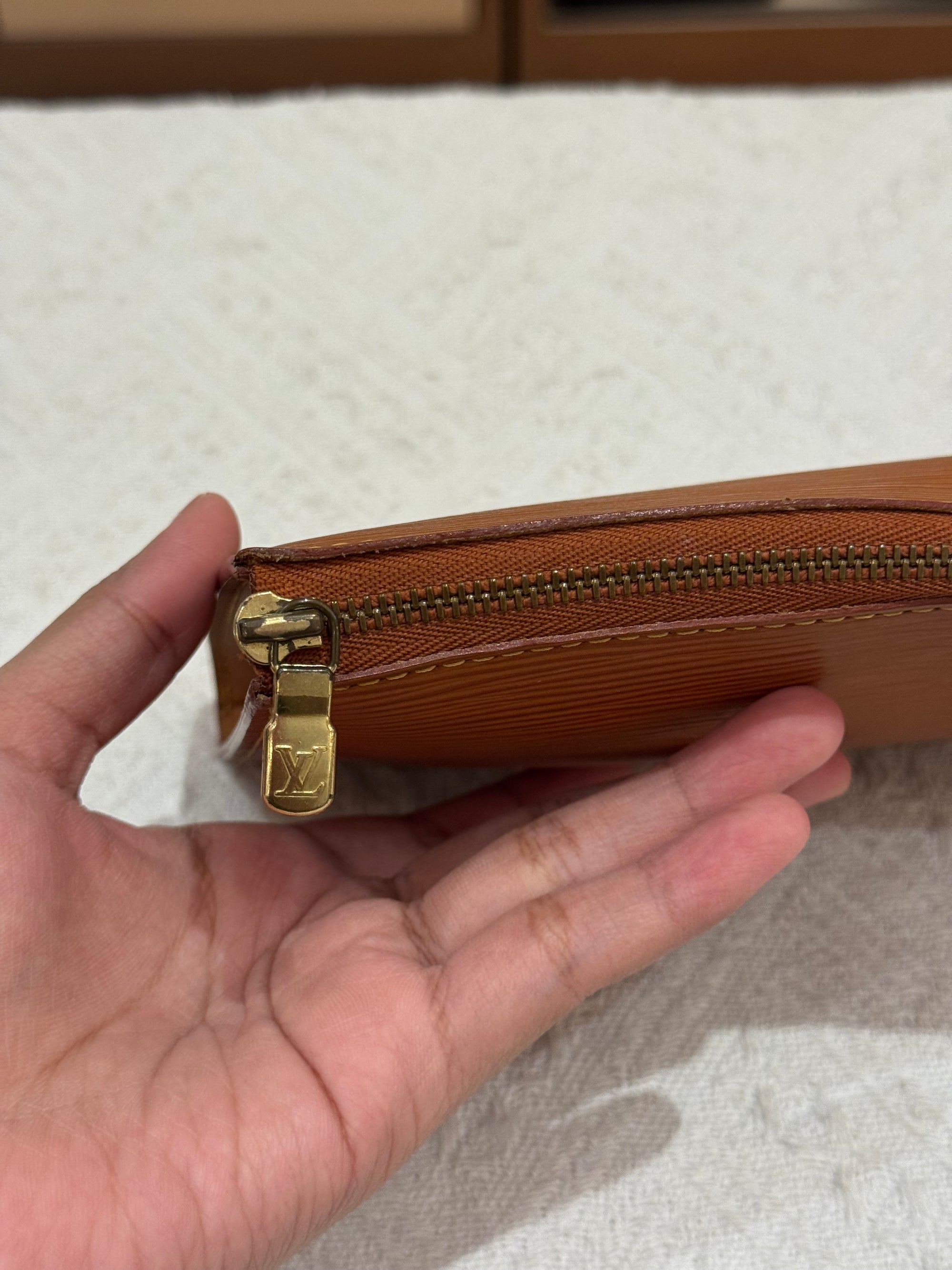 Louis Vuitton Pouchette Epi Leather Gold