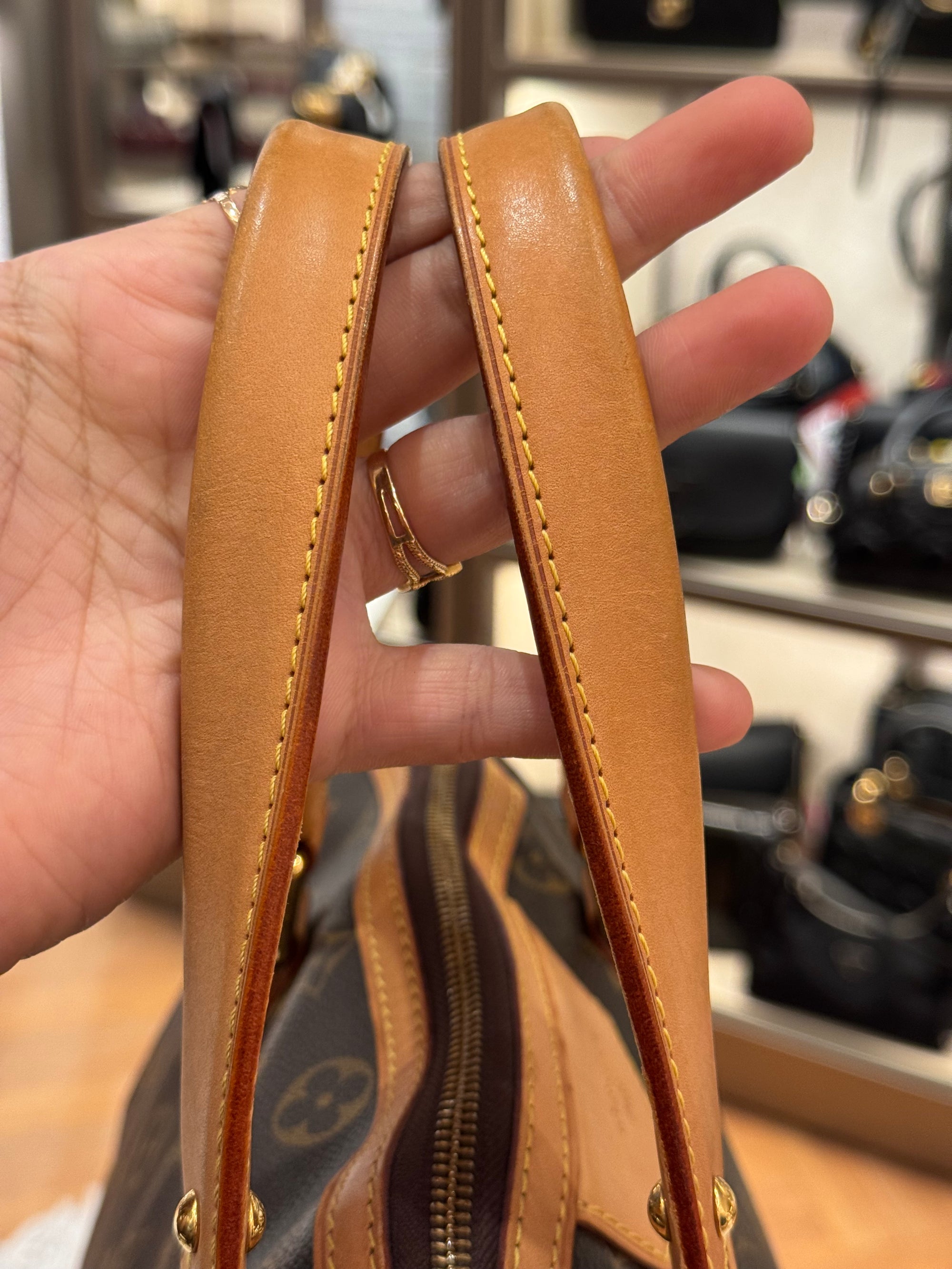 Louis Vuitton Retiro GM Monogram