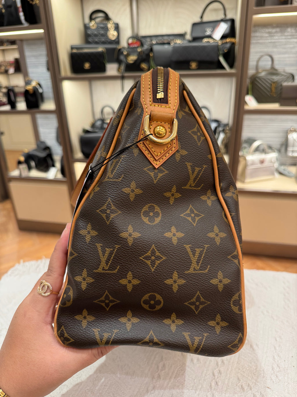 Louis Vuitton Retiro GM Monogram