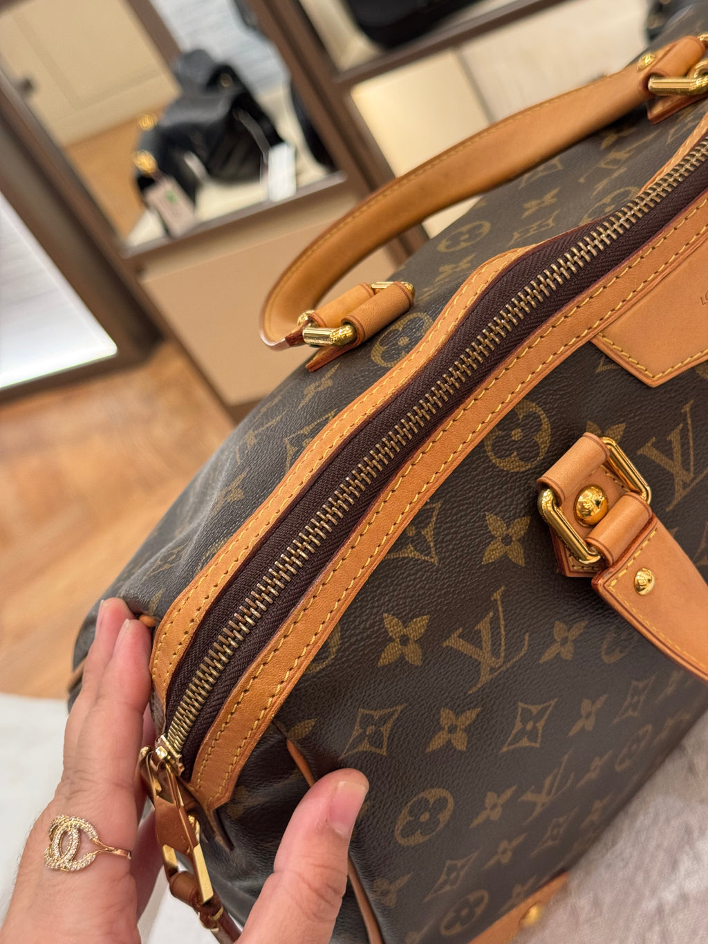 Louis Vuitton Retiro GM Monogram