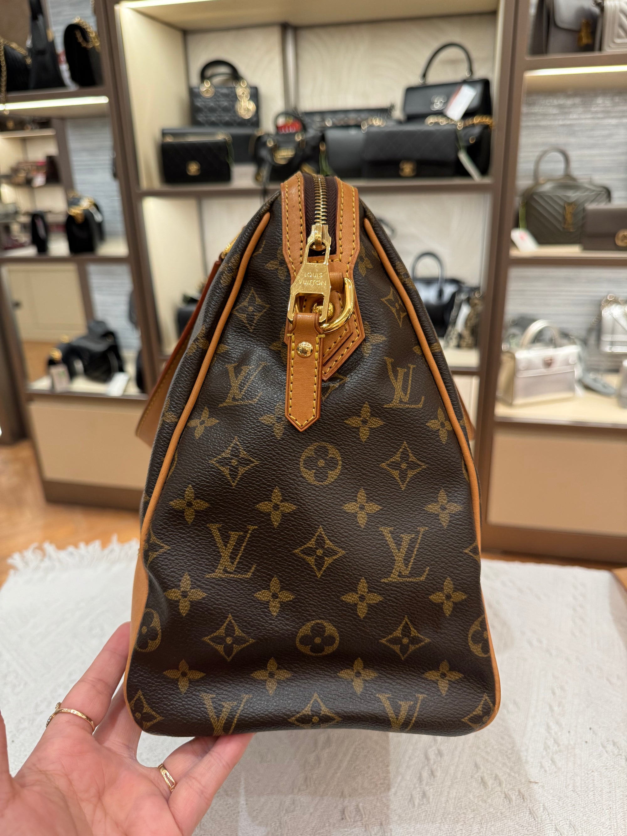Louis Vuitton Retiro GM Monogram